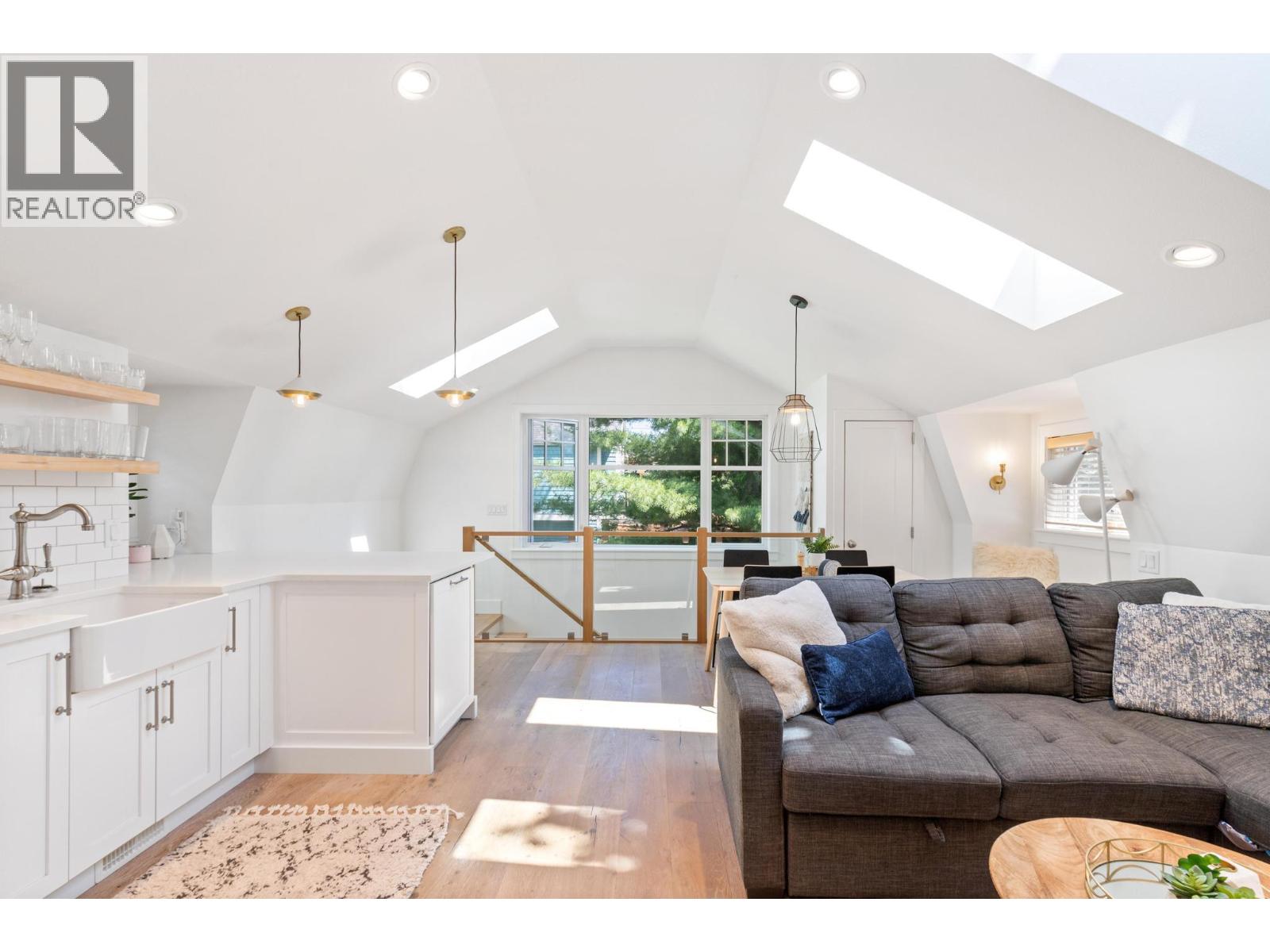 1001 Lawrence Avenue, Kelowna, British Columbia  V1Y 6M3 - Photo 44 - 10364522