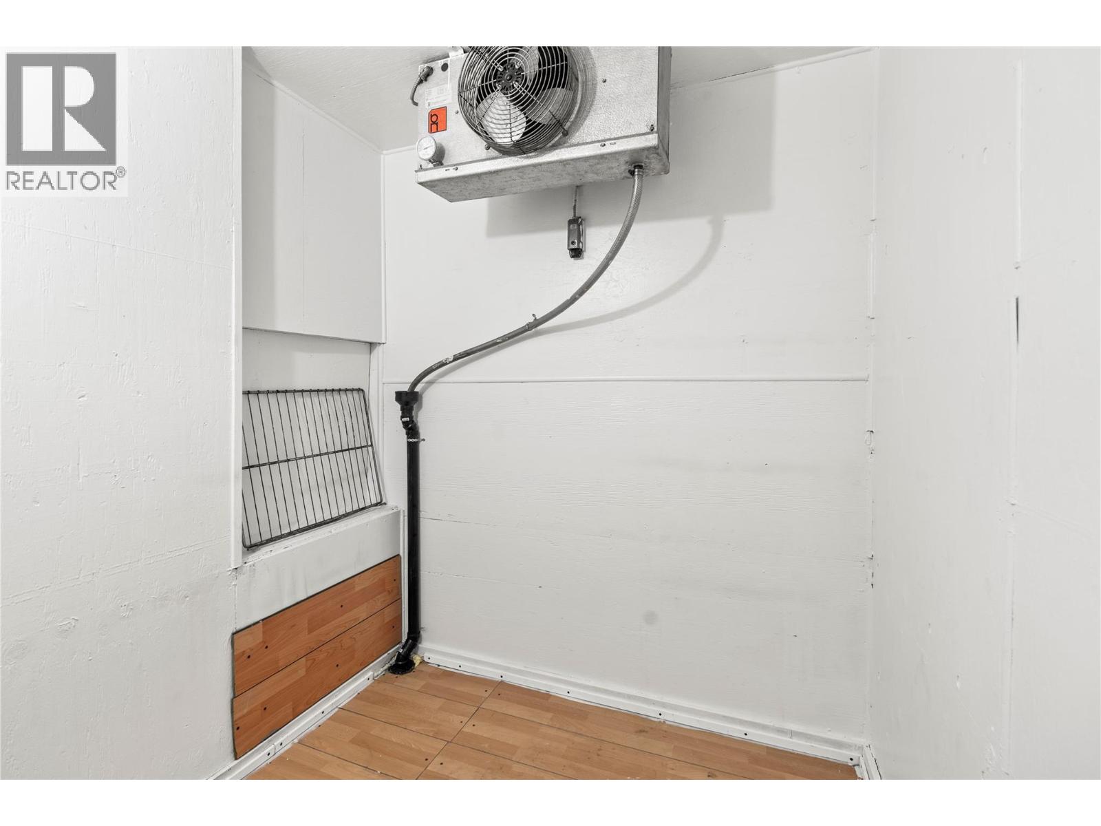 1961 Vernon Street, Lumby, British Columbia  V0E 2G0 - Photo 22 - 10364385