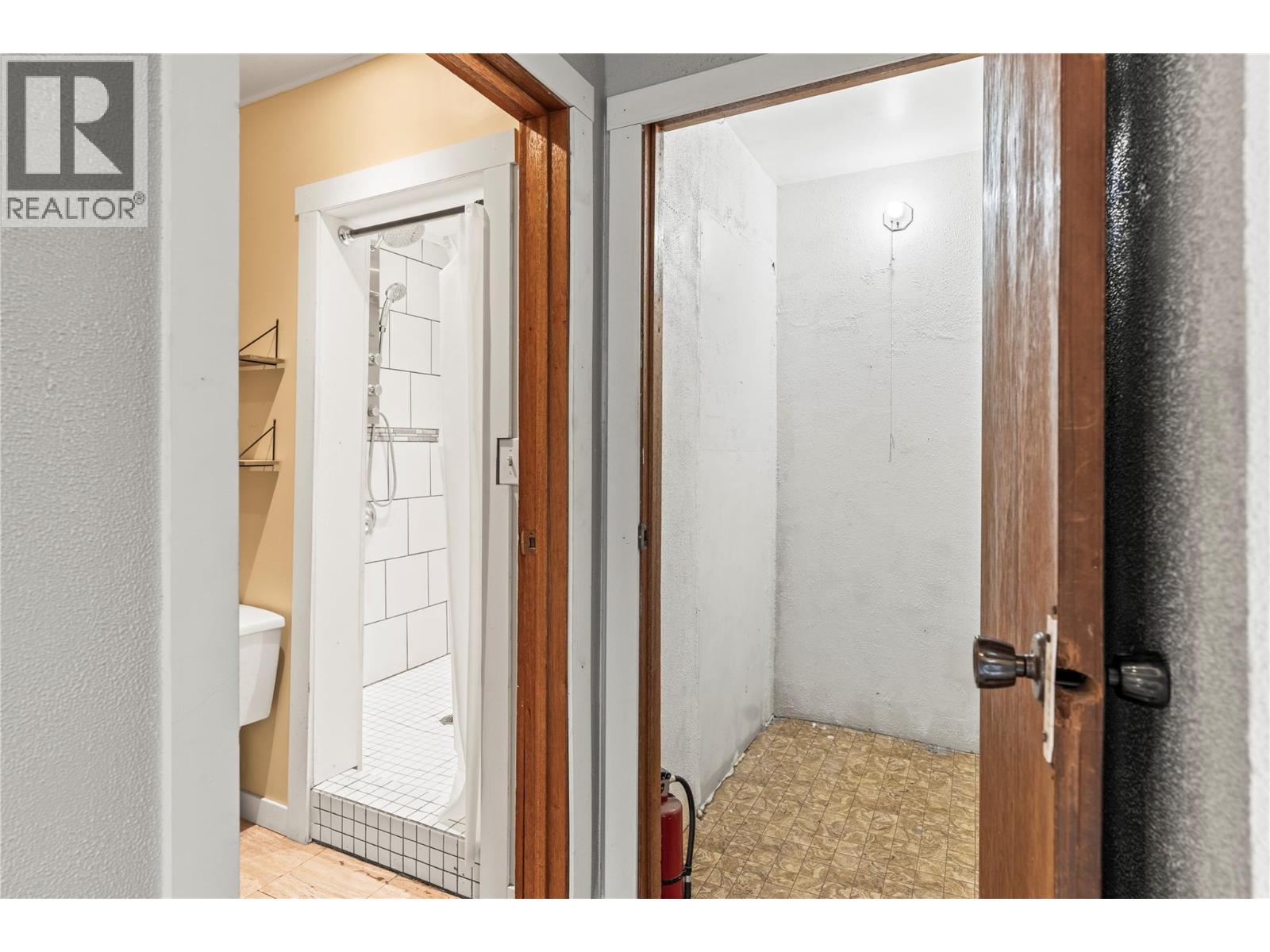 1961 Vernon Street, Lumby, British Columbia  V0E 2G0 - Photo 28 - 10364385