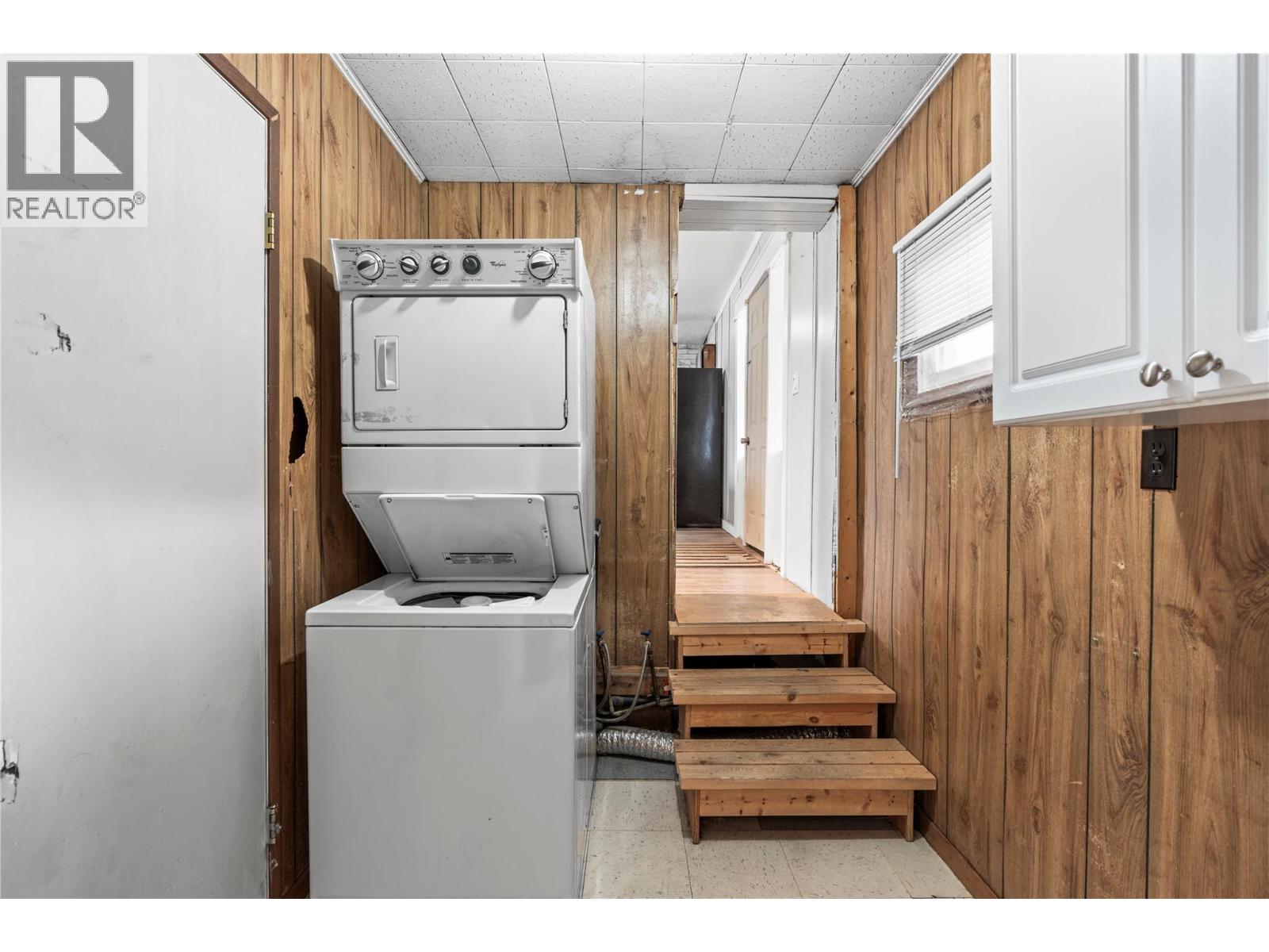 1961 Vernon Street, Lumby, British Columbia  V0E 2G0 - Photo 32 - 10364385