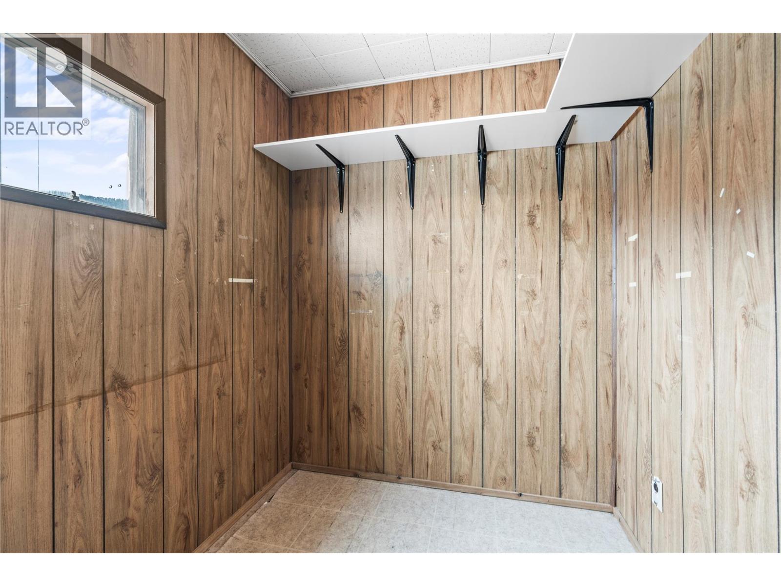 1961 Vernon Street, Lumby, British Columbia  V0E 2G0 - Photo 33 - 10364385