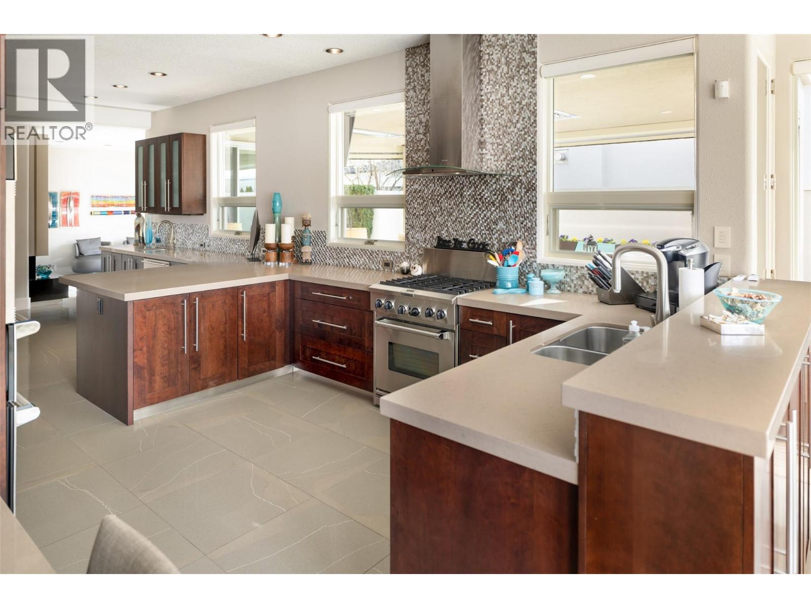 4458a Lakeland Road, Kelowna, British Columbia  V1W 1C9 - Photo 35 - 10364601