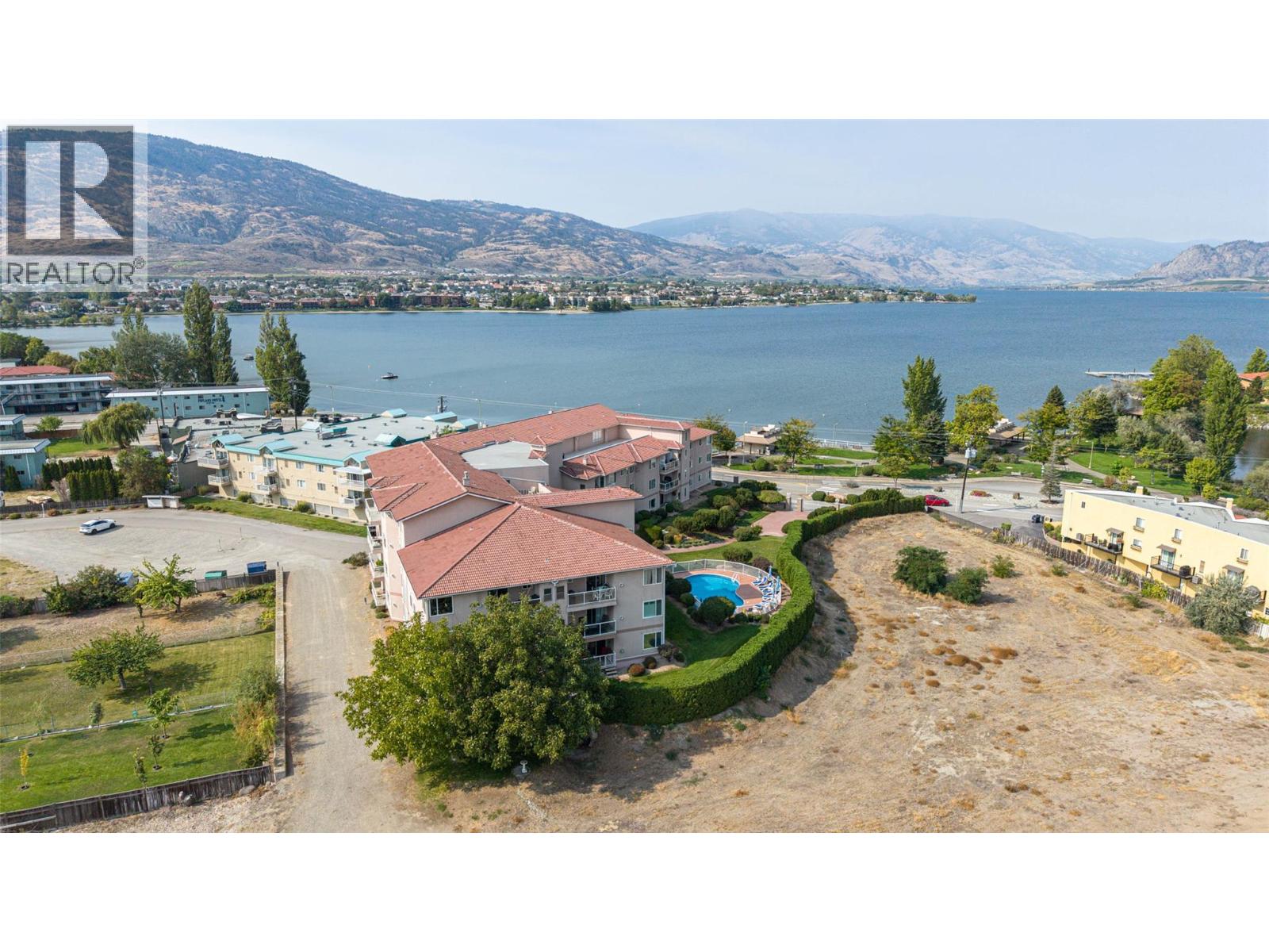6805 Cottonwood Drive Unit# 300, Osoyoos, British Columbia  V0H 1V3 - Photo 1 - 10363687