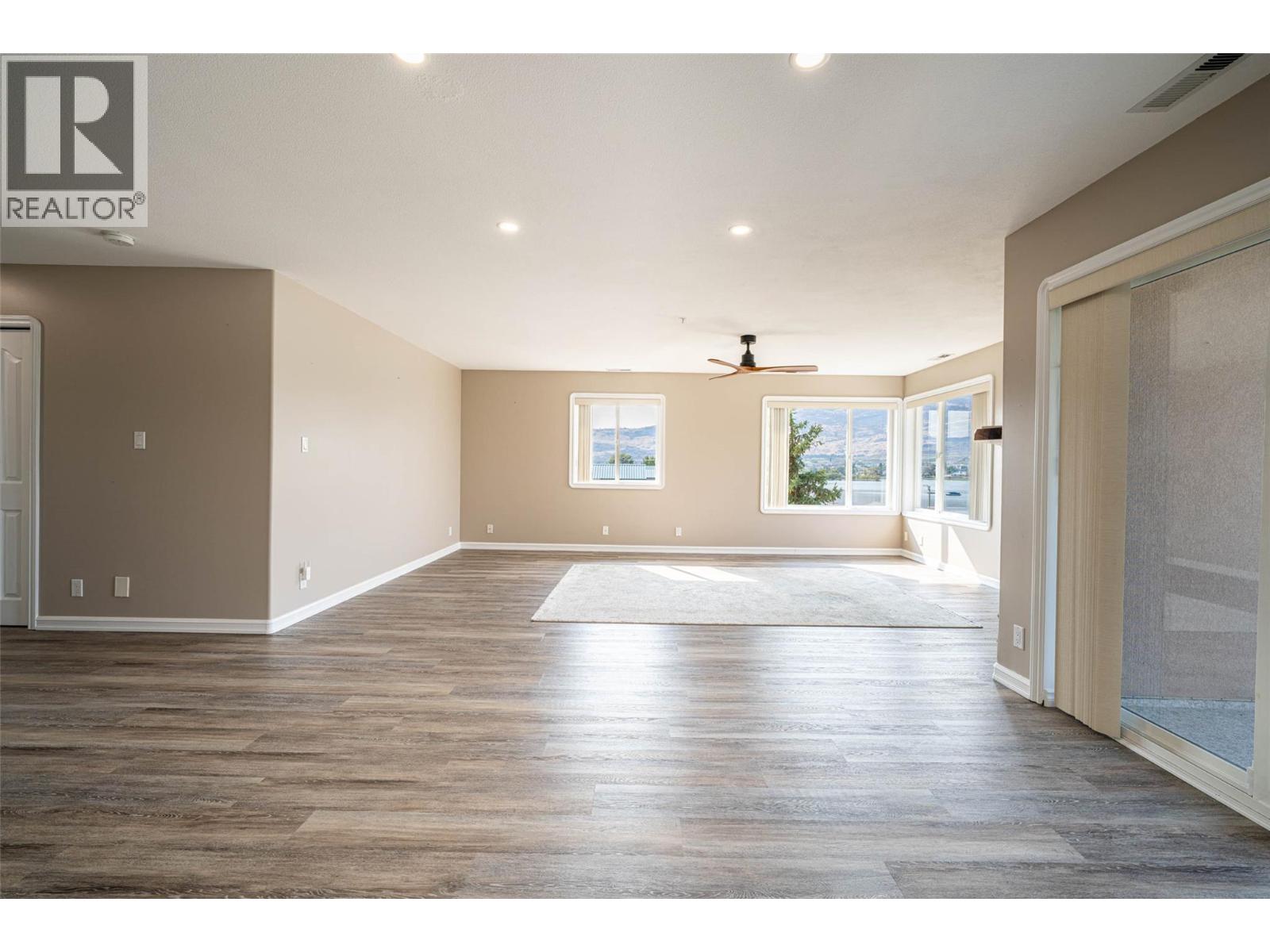 6805 Cottonwood Drive Unit# 300, Osoyoos, British Columbia  V0H 1V3 - Photo 23 - 10363687