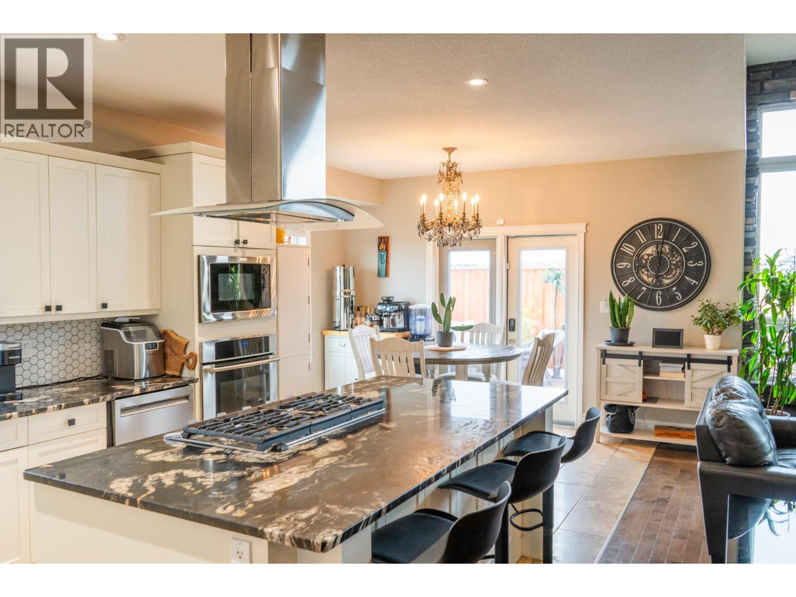 1916/1920 87 Avenue, Dawson Creek, British Columbia  V1G 4T8 - Photo 3 - 10364629