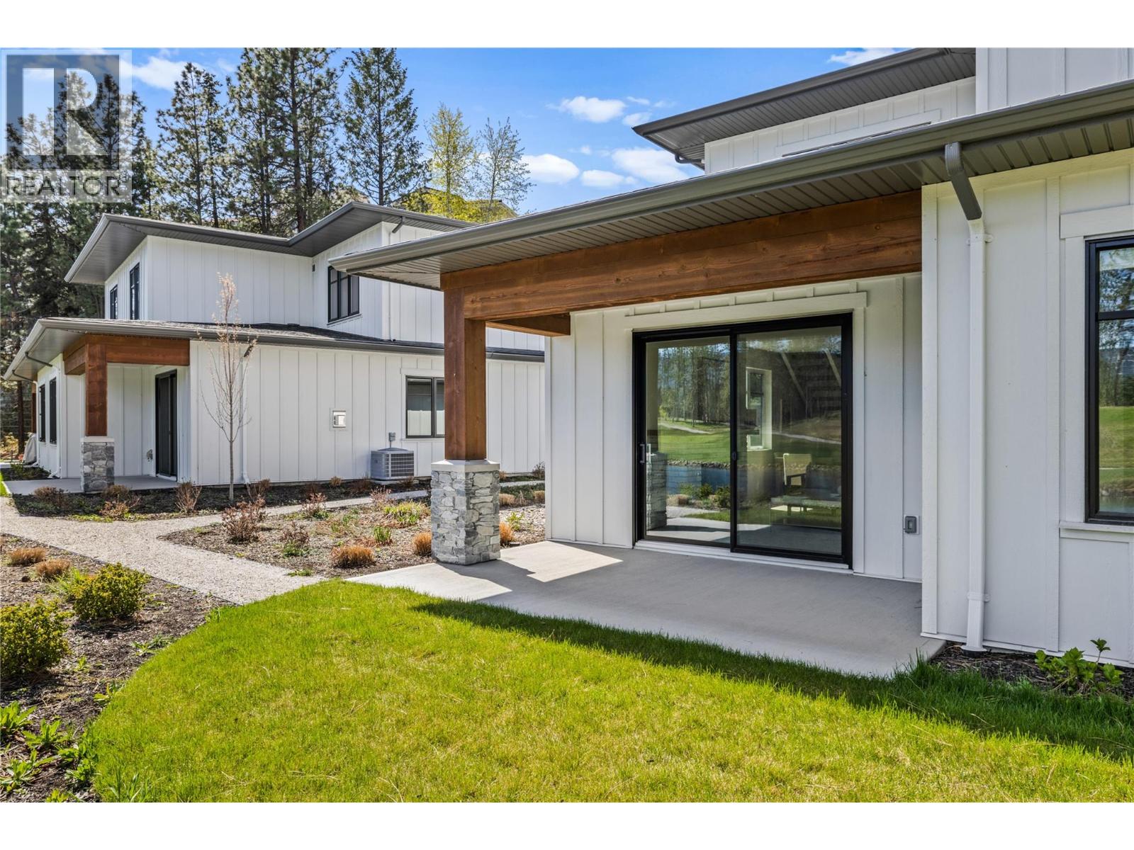 1979 Country Club Drive Unit# 6, Kelowna, British Columbia  V1X 0H6 - Photo 33 - 10364470