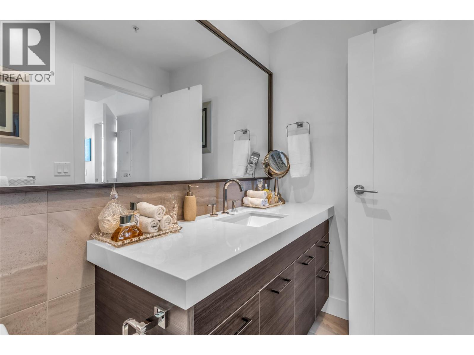 1181 Sunset Drive Unit# 2004, Kelowna, British Columbia  V1Y 0L4 - Photo 16 - 10364502