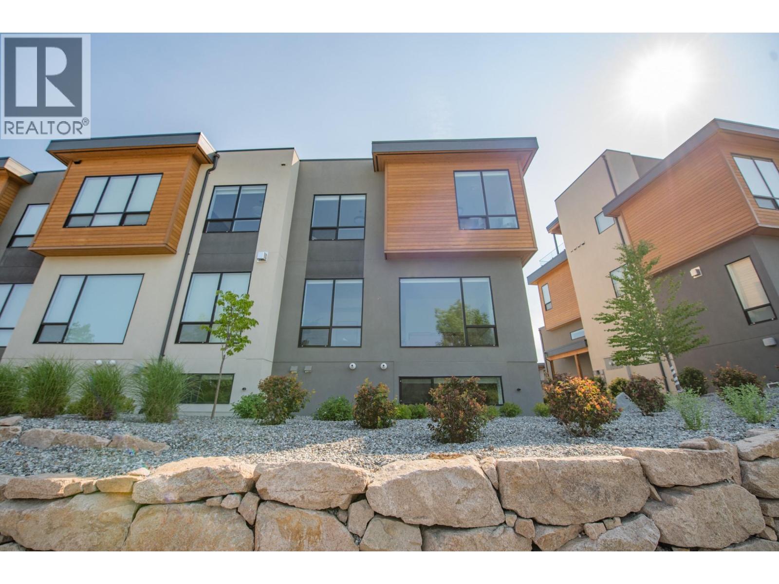 105 Predator Ridge Drive Unit# 4, Vernon, British Columbia  V1H 0A5 - Photo 55 - 10364310