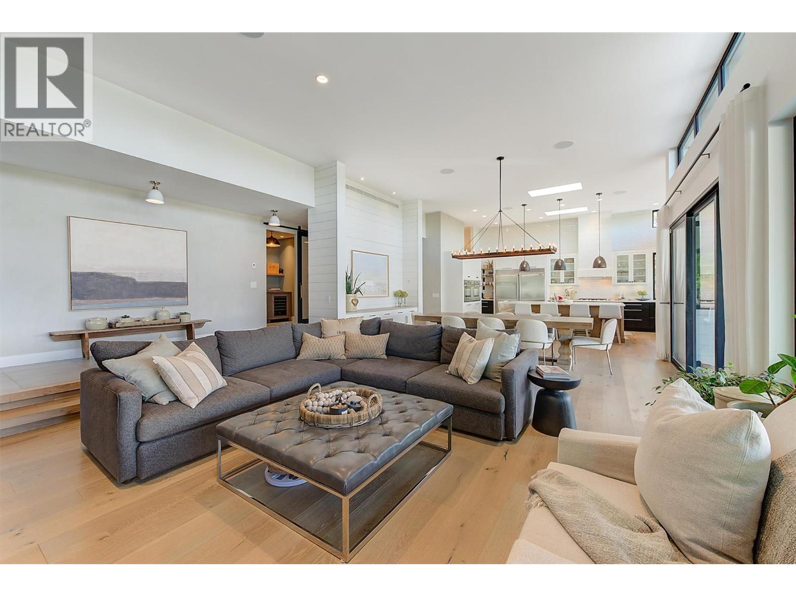 763 Barnaby Road, Kelowna, British Columbia  V1W 4N9 - Photo 14 - 10363332