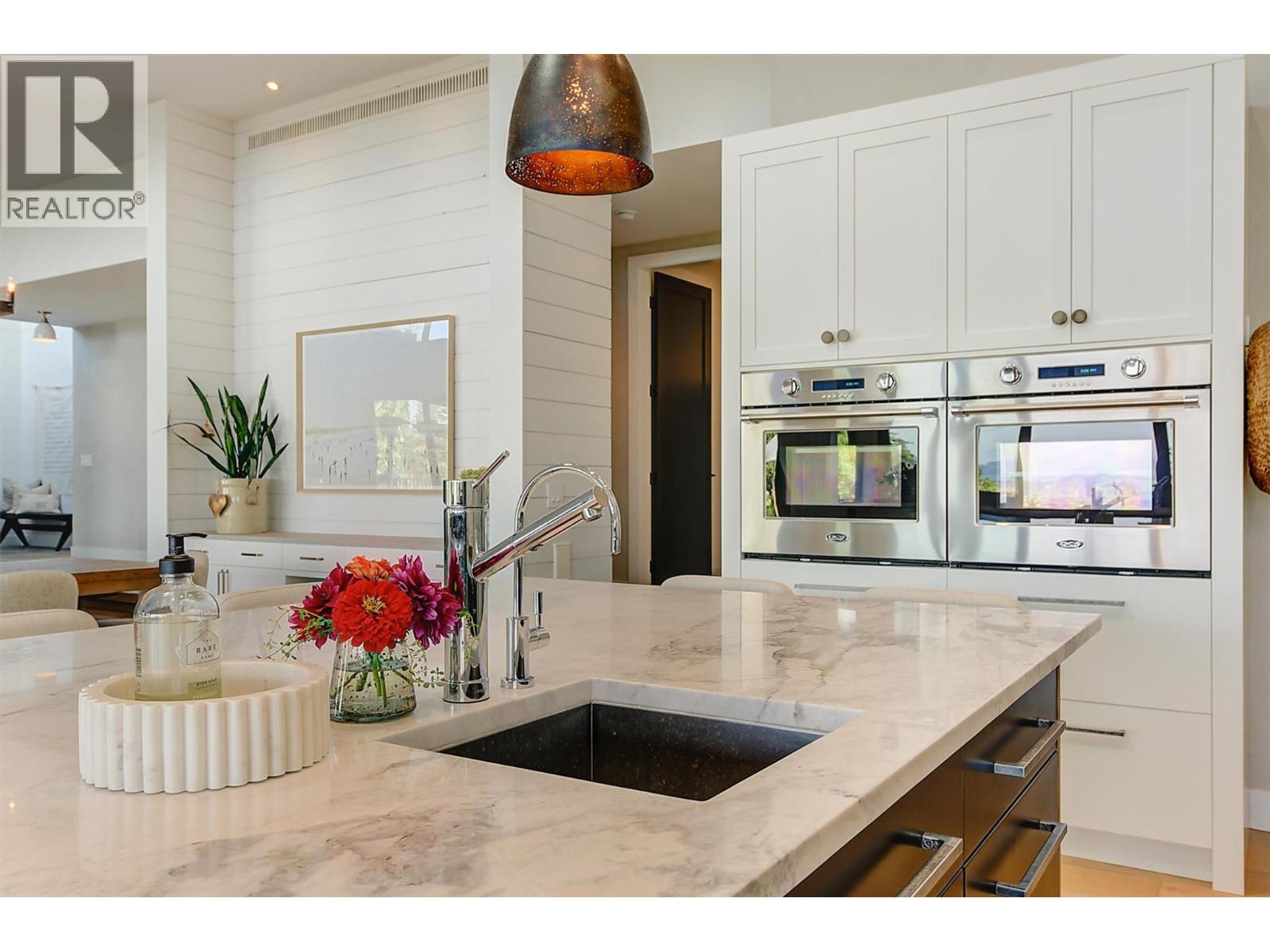 763 Barnaby Road, Kelowna, British Columbia  V1W 4N9 - Photo 22 - 10363332