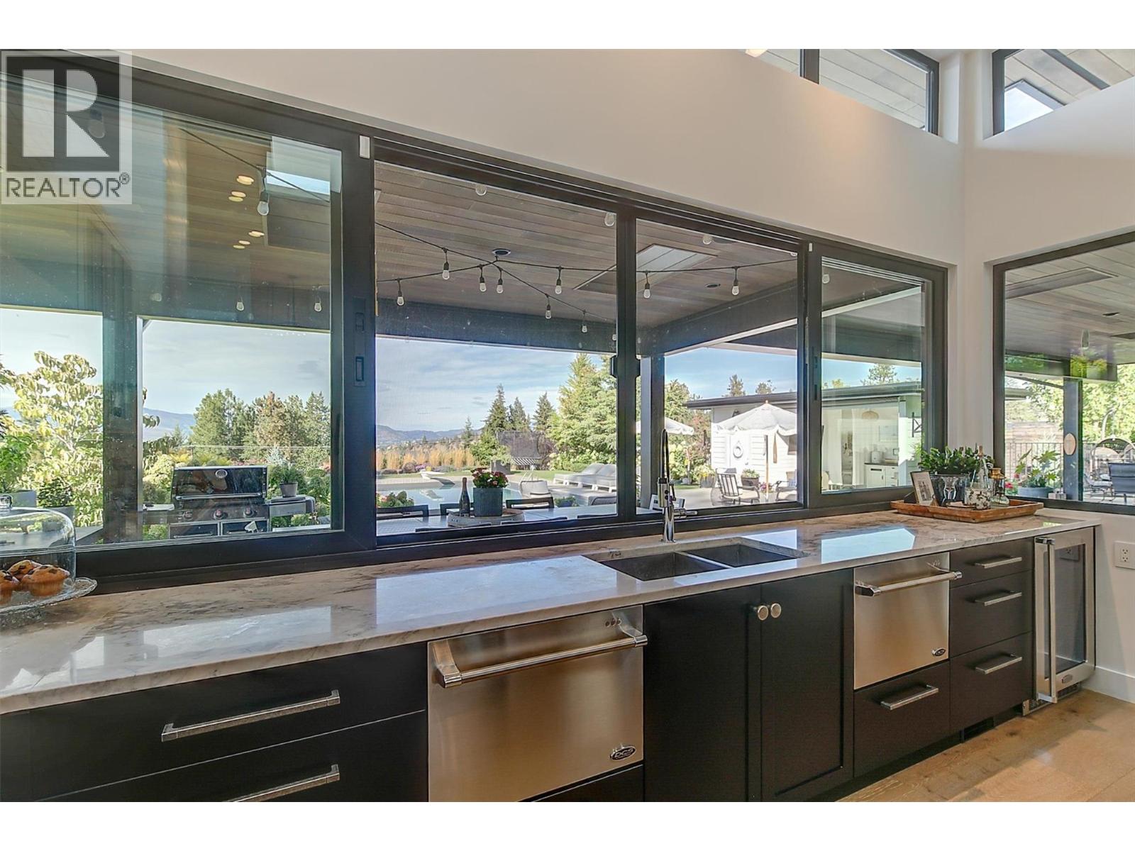 763 Barnaby Road, Kelowna, British Columbia  V1W 4N9 - Photo 28 - 10363332