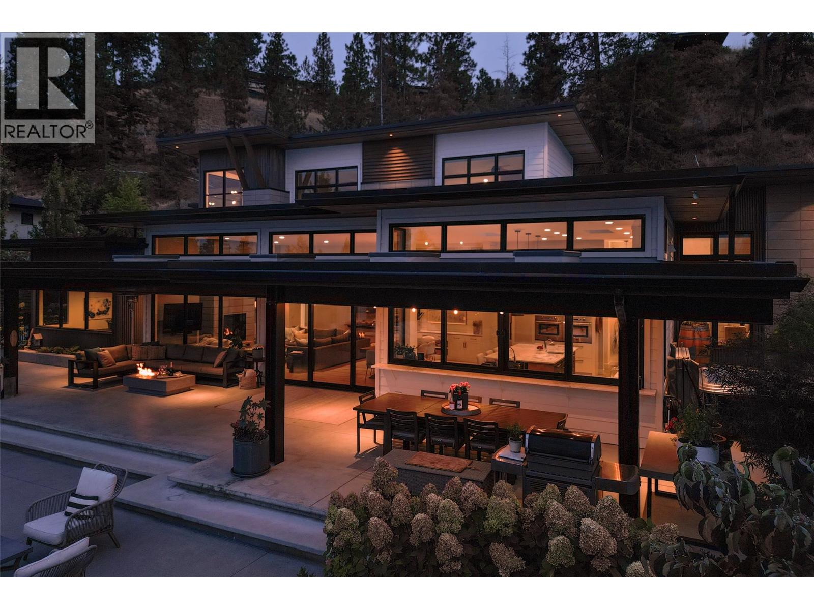 763 Barnaby Road, Kelowna, British Columbia  V1W 4N9 - Photo 31 - 10363332