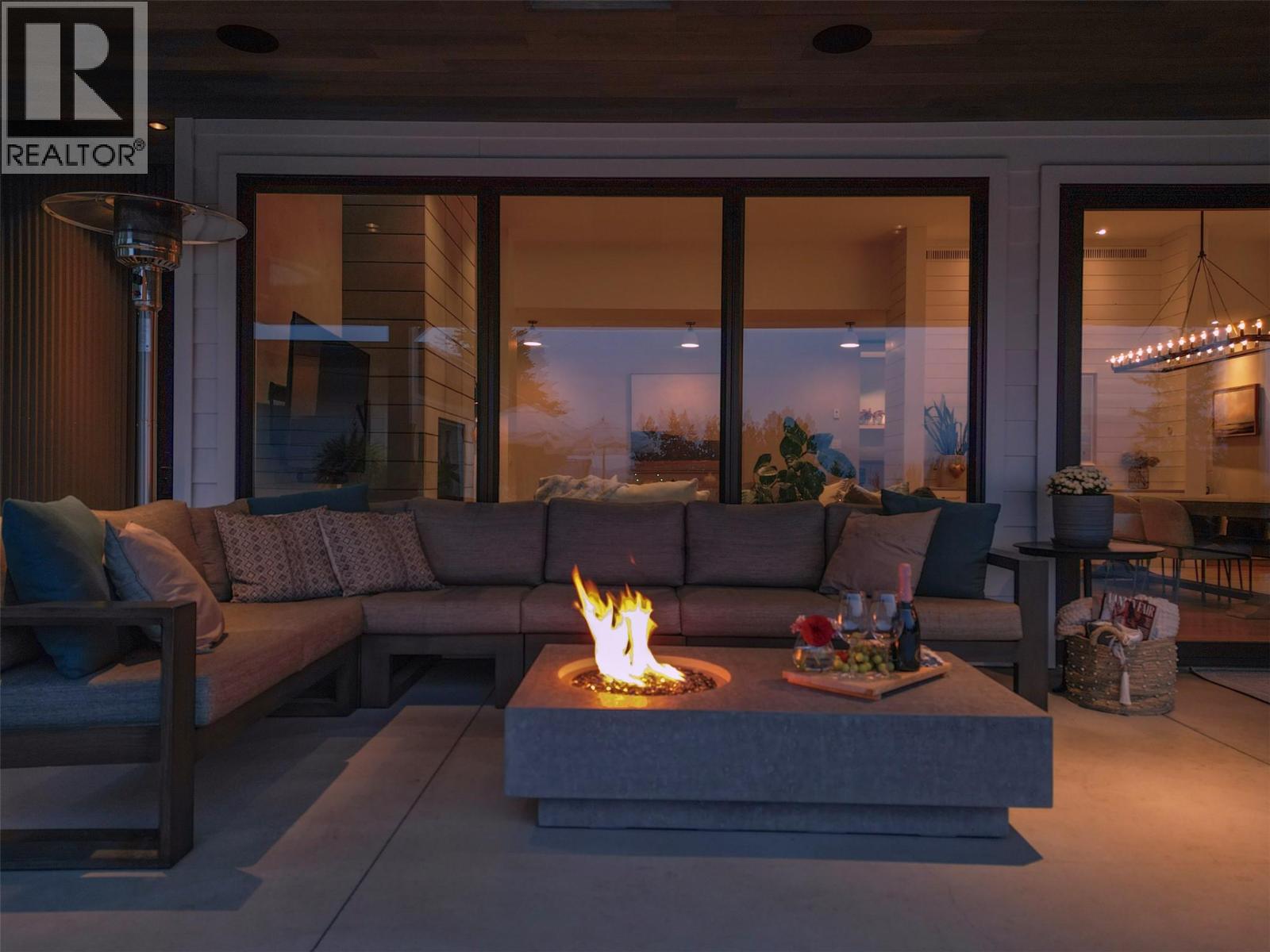 763 Barnaby Road, Kelowna, British Columbia  V1W 4N9 - Photo 35 - 10363332