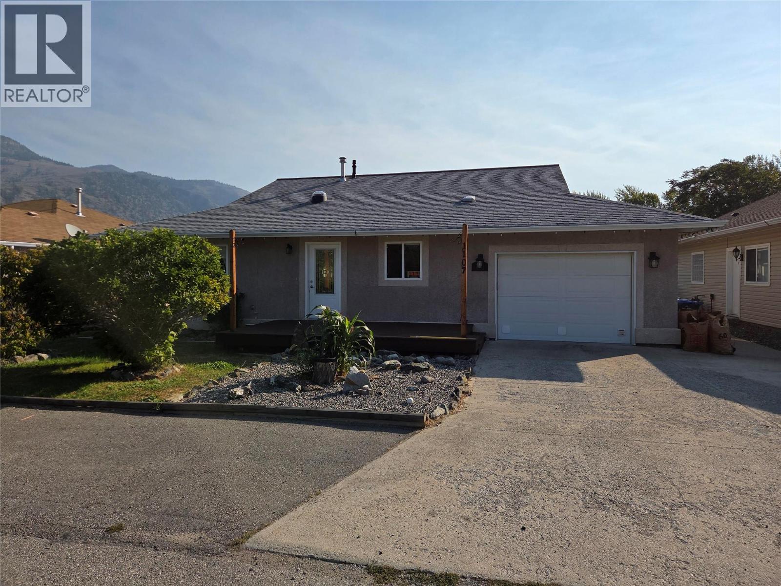 1107 8th Street, Keremeos, British Columbia  V0X 1N3 - Photo 18 - 10364661