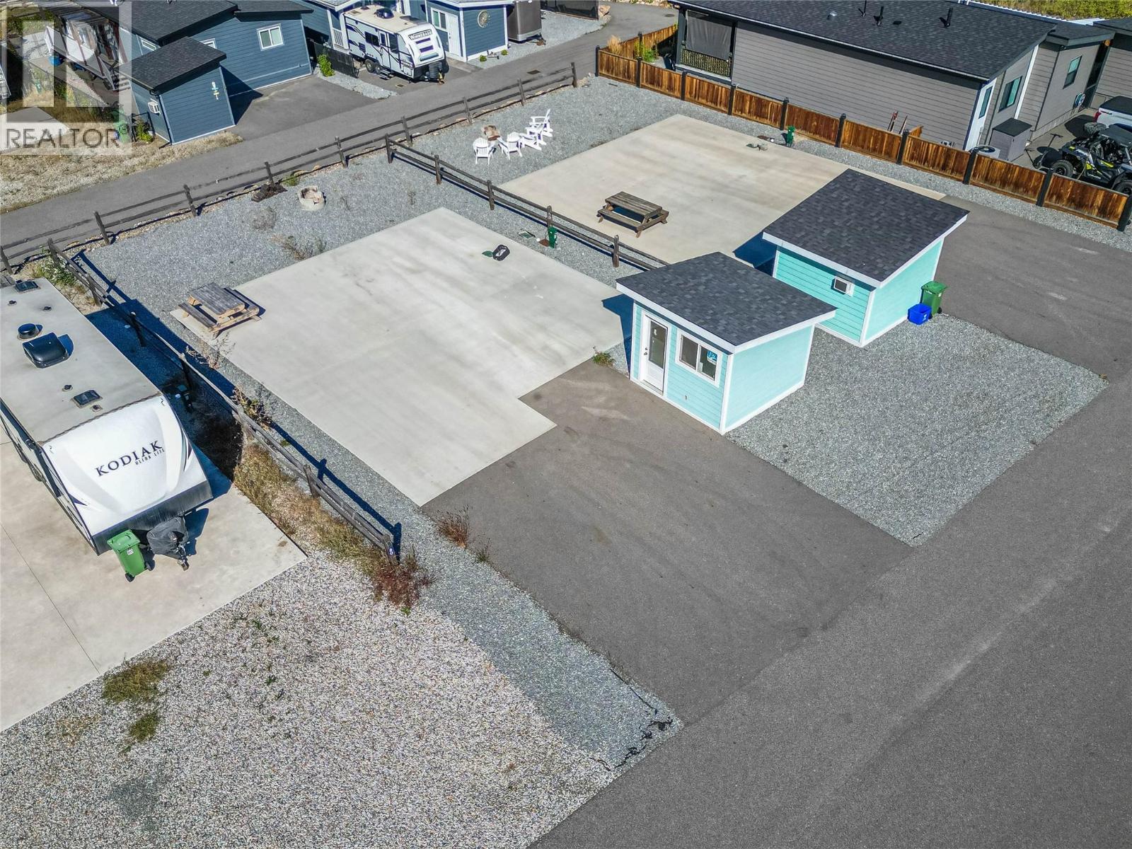 2695 Blind Bay Road Unit# 79, Blind Bay, British Columbia  V0E 1H1 - Photo 4 - 10364288