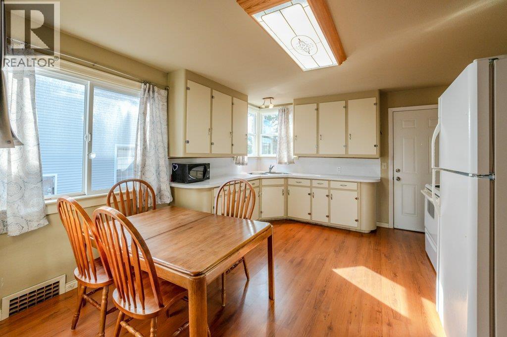 470 Heales Avenue, Penticton, British Columbia  V2A 1G4 - Photo 5 - 10364667