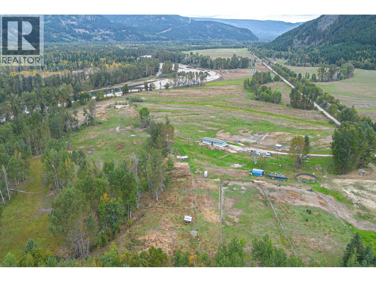 2804 Auldgirth Road, Clearwater, British Columbia  V0E 1N0 - Photo 40 - 10364654