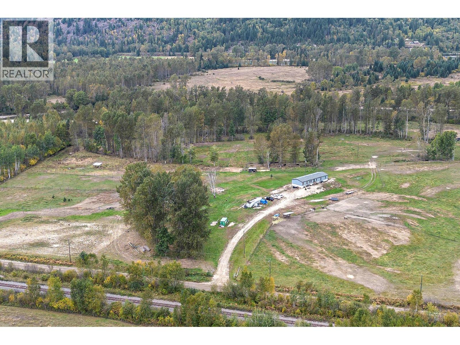 2804 Auldgirth Road, Clearwater, British Columbia  V0E 1N0 - Photo 42 - 10364654