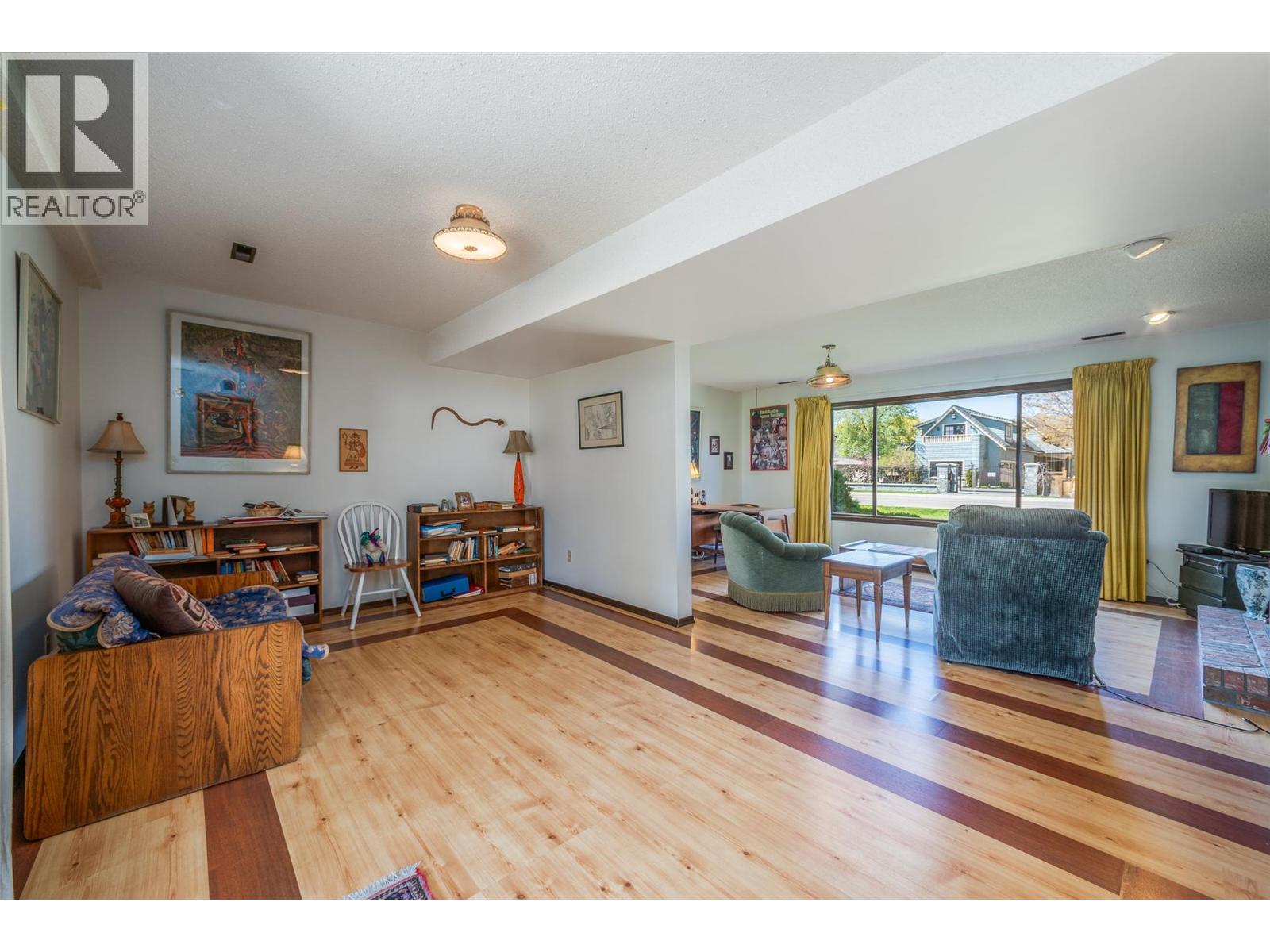 2681 Abbott Street, Kelowna, British Columbia  V1Y 1G3 - Photo 30 - 10364612