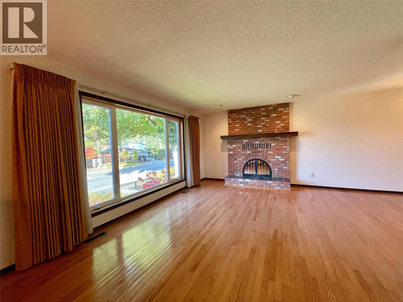 2681 Abbott Street, Kelowna, British Columbia  V1Y 1G3 - Photo 54 - 10364612