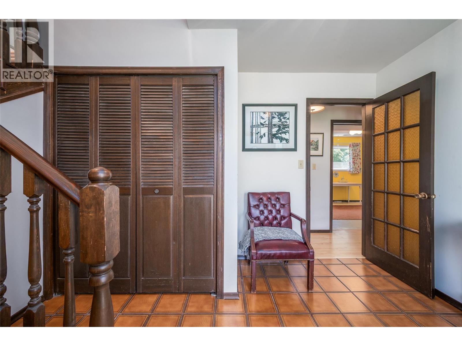 2681 Abbott Street, Kelowna, British Columbia  V1Y 1G3 - Photo 6 - 10364612