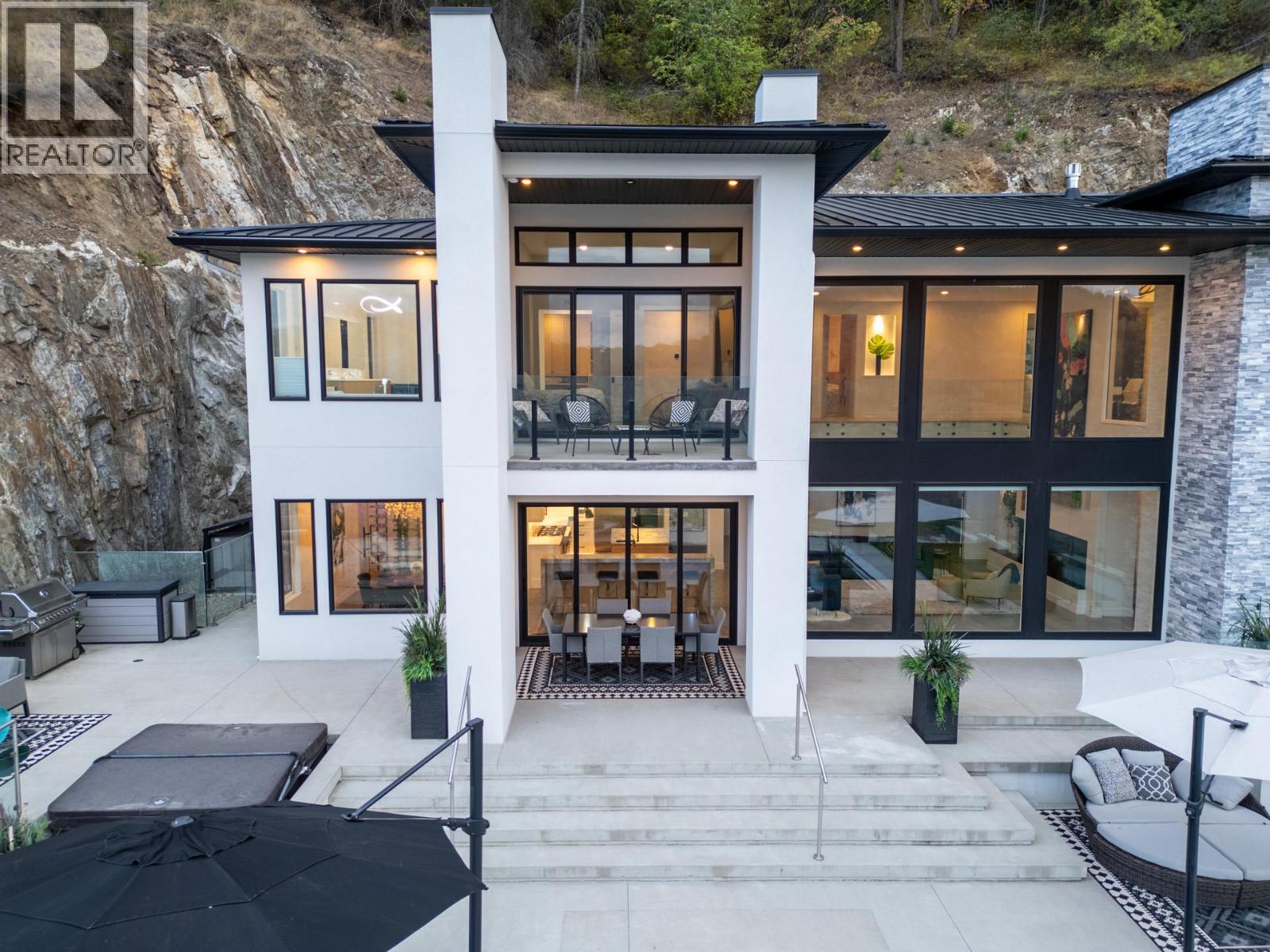 112 Sunset Boulevard, Vernon, British Columbia  V1H 1T7 - Photo 71 - 10364436