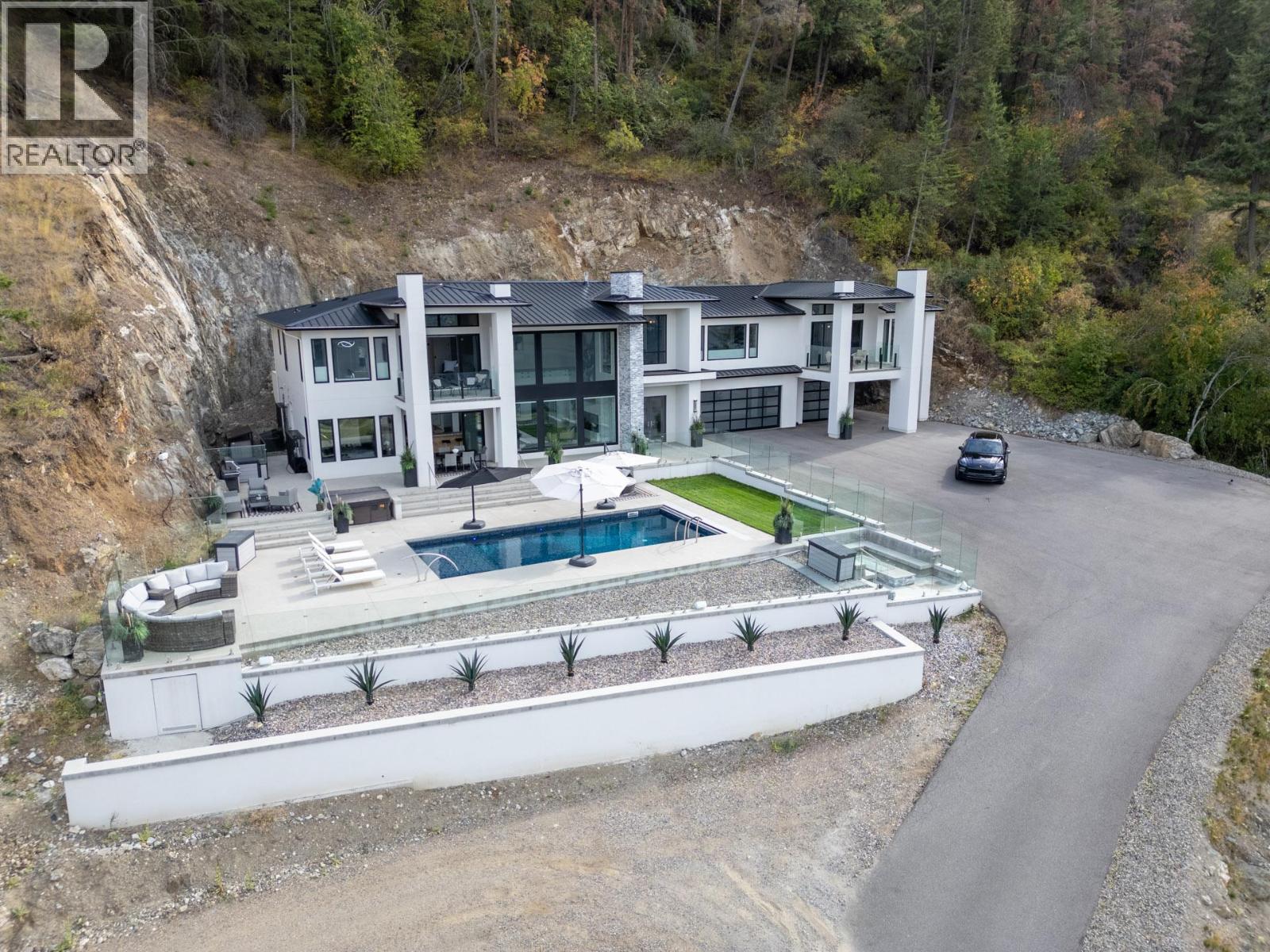 112 Sunset Boulevard, Vernon, British Columbia  V1H 1T7 - Photo 76 - 10364436