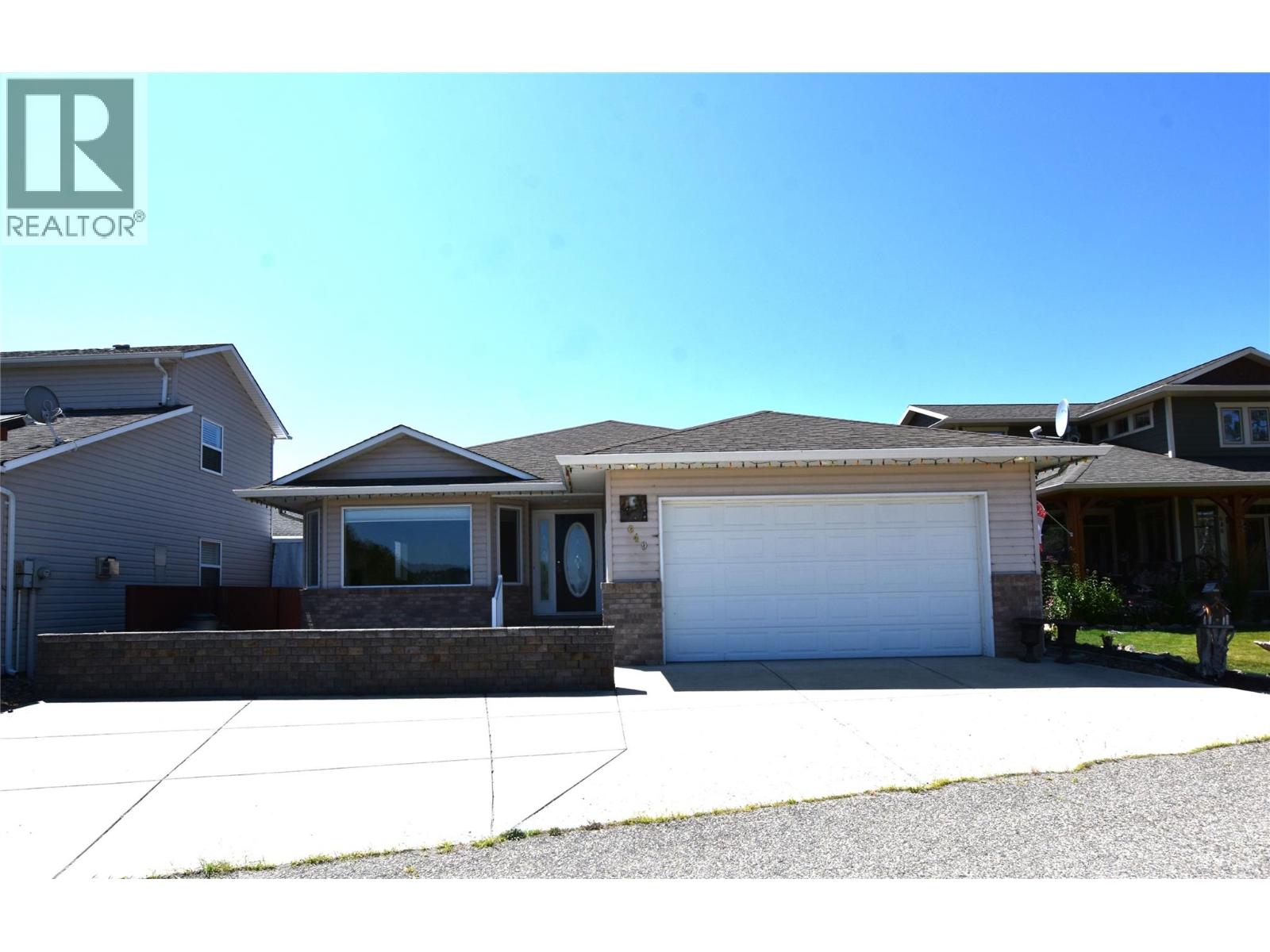 649 Elk Street, Vernon, British Columbia  V1H 2A1 - Photo 1 - 10364652