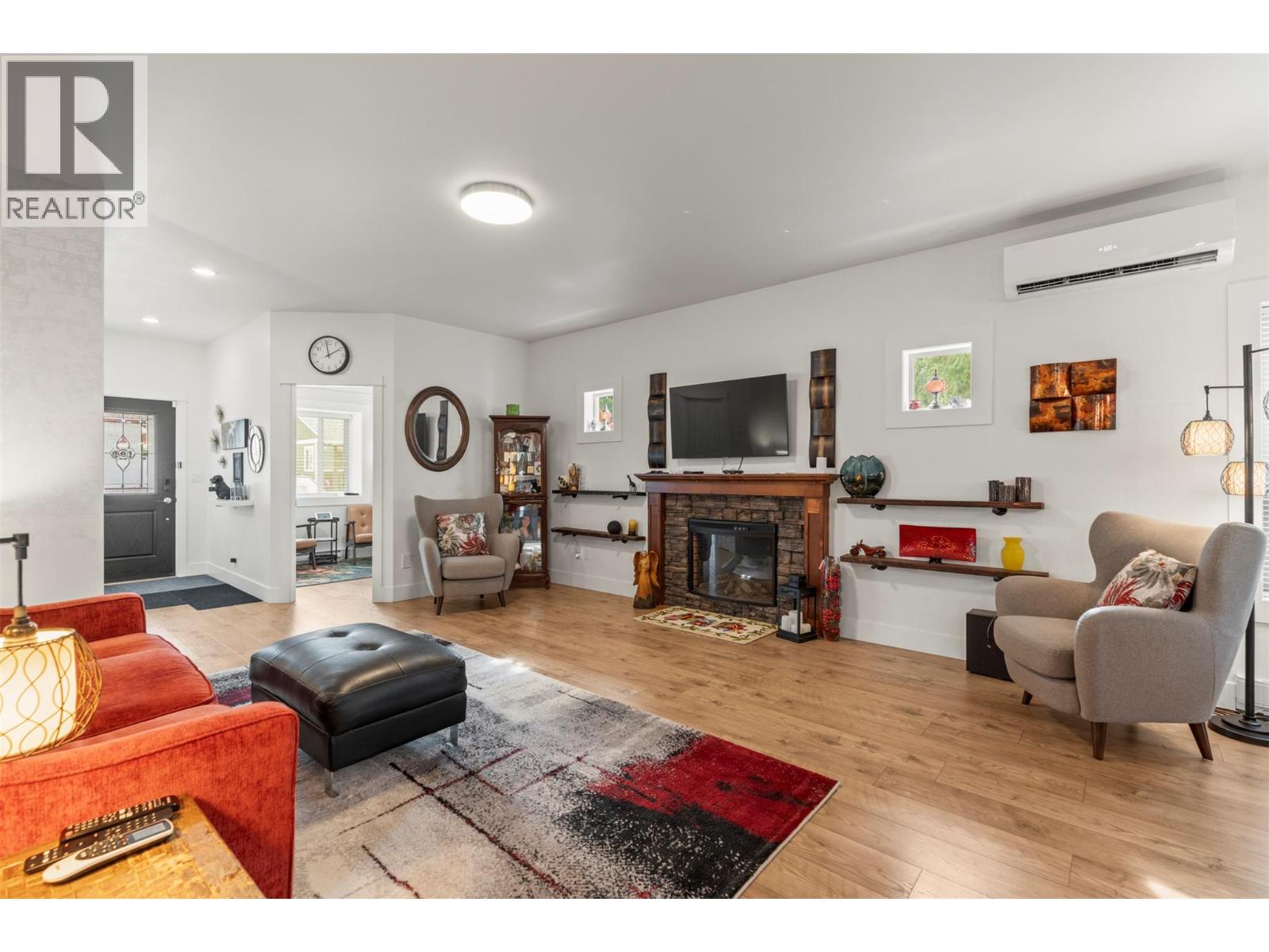 205 Falcon Avenue, Vernon, British Columbia  V1H 2A1 - Photo 12 - 10364338