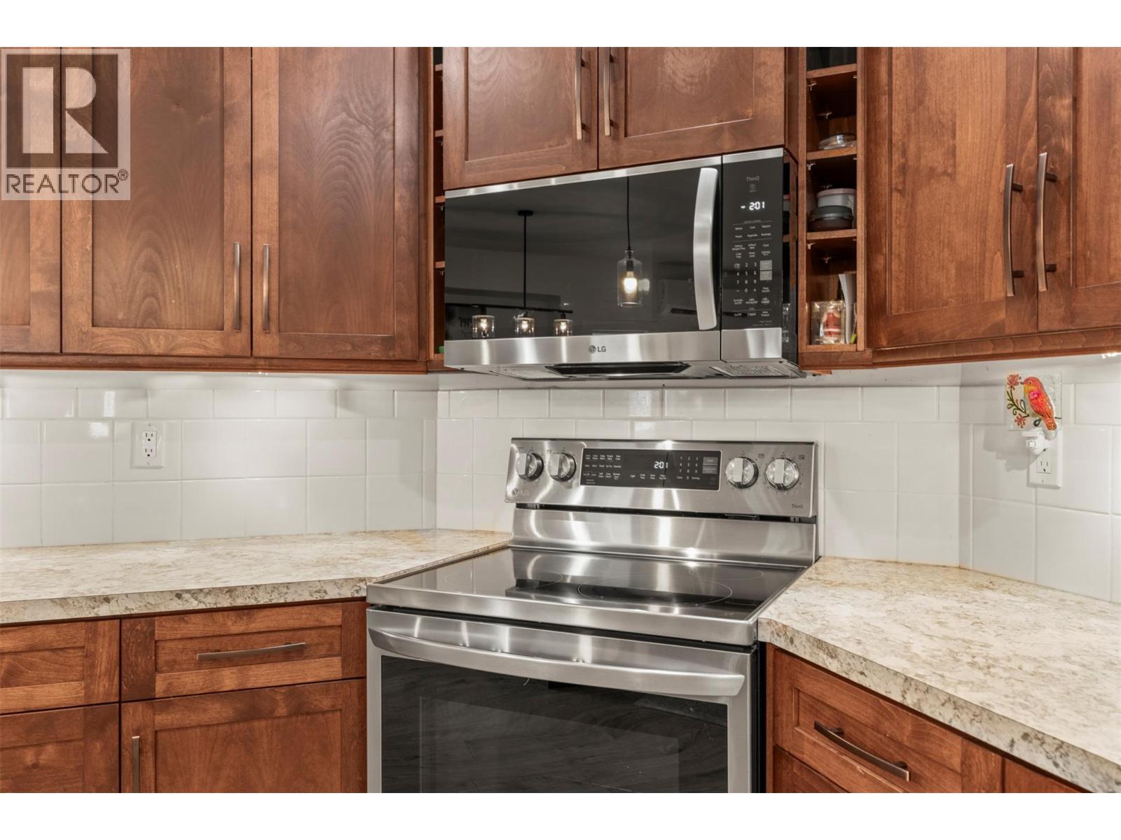 205 Falcon Avenue, Vernon, British Columbia  V1H 2A1 - Photo 19 - 10364338