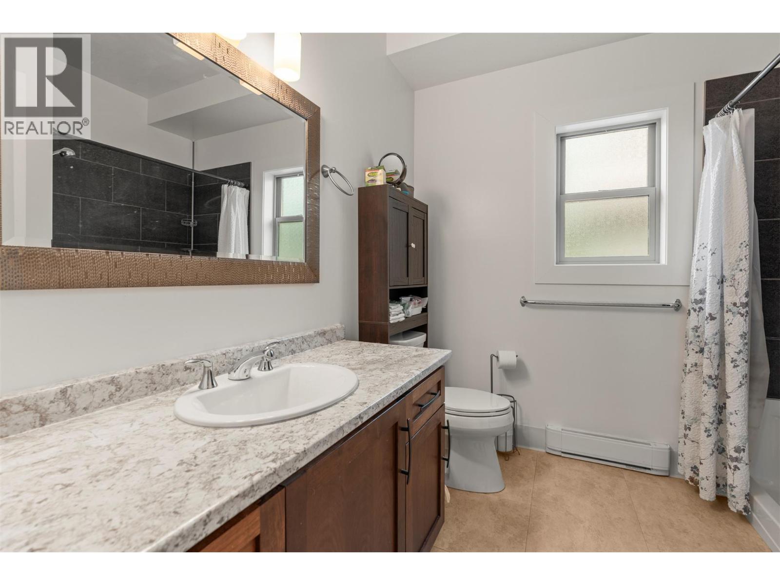 205 Falcon Avenue, Vernon, British Columbia  V1H 2A1 - Photo 30 - 10364338