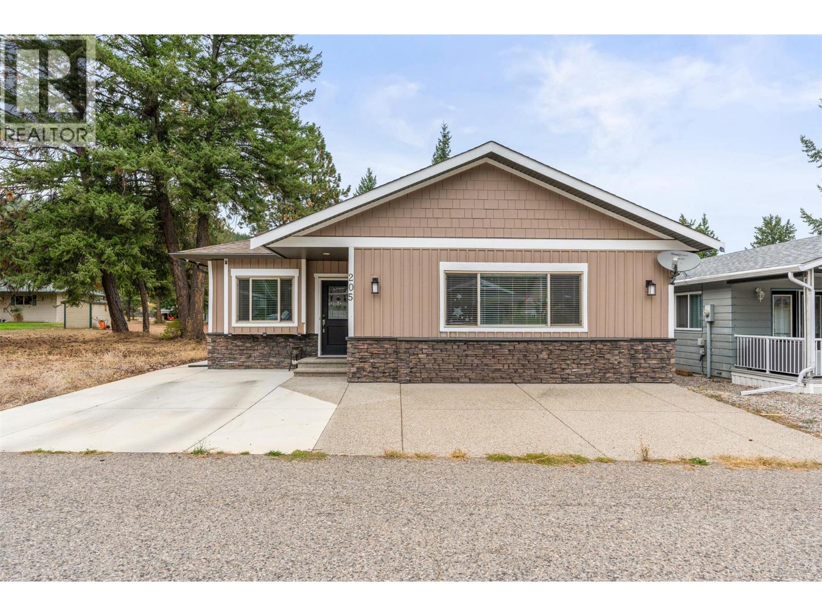 205 Falcon Avenue, Vernon, British Columbia  V1H 2A1 - Photo 40 - 10364338