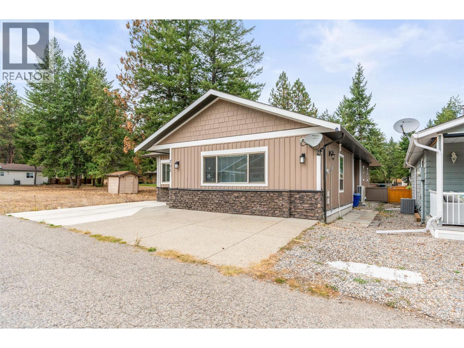 205 Falcon Avenue, Vernon, British Columbia  V1H 2A1 - Photo 41 - 10364338