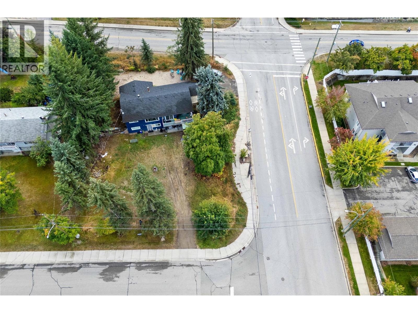 2030 1 Avenue Ne, Salmon Arm, British Columbia  V1E 1Z4 - Photo 10 - 10364607