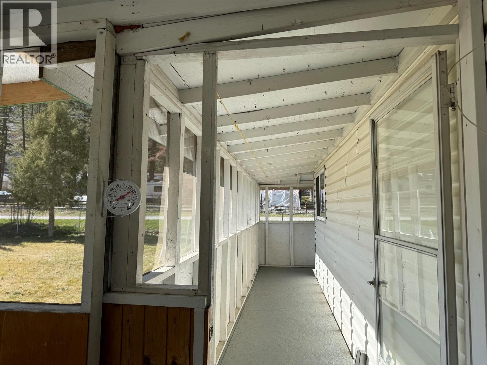 1483 Main Street, Olalla, British Columbia  V0X 1N6 - Photo 7 - 10364674