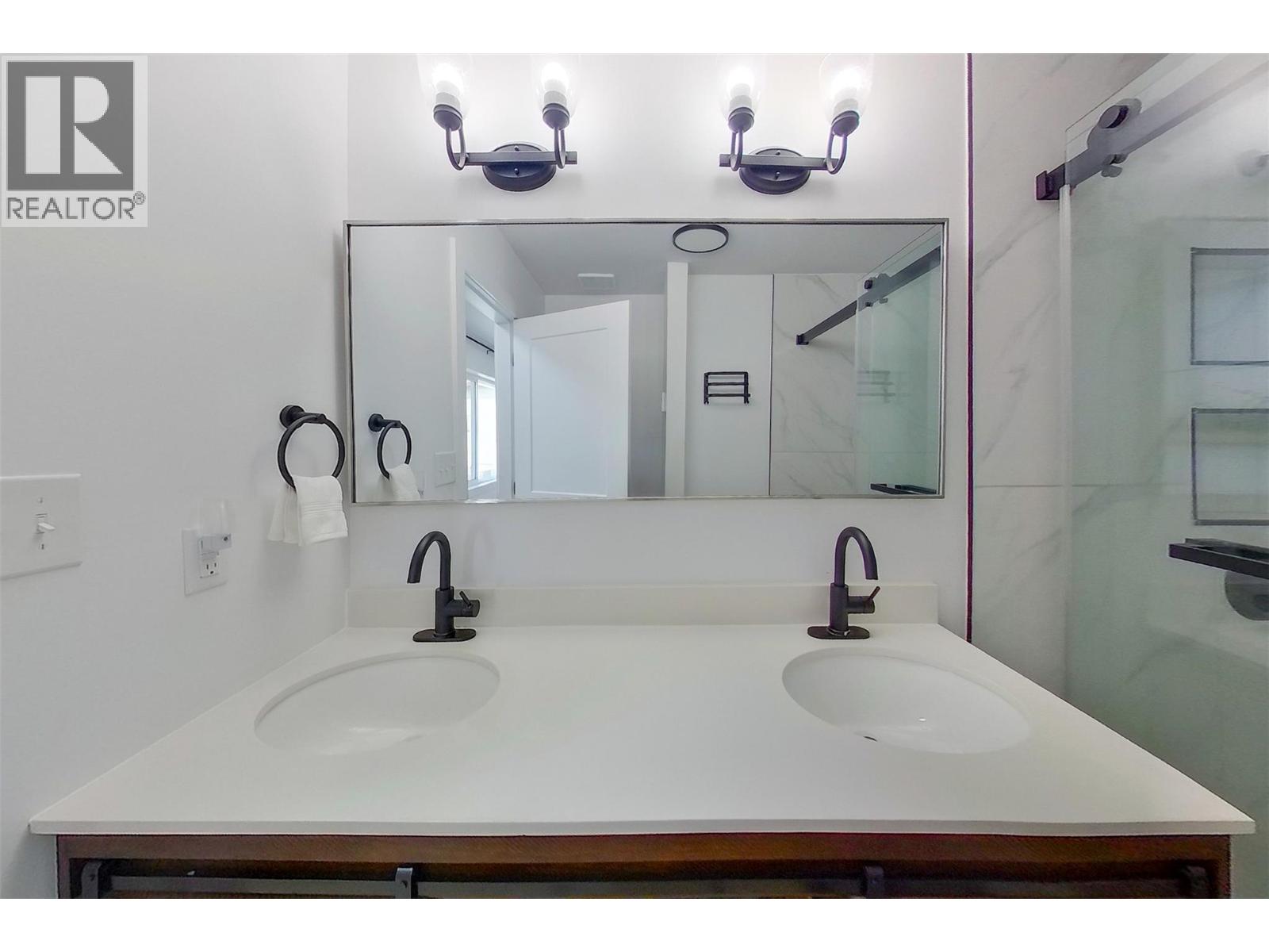 285 Westview Road, Kaleden, British Columbia  V0H 1K0 - Photo 17 - 10364706