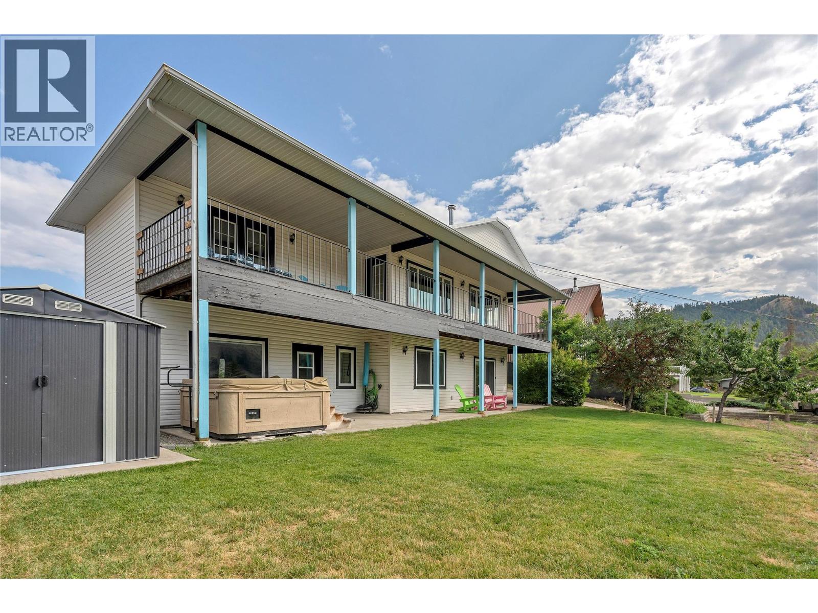 285 Westview Road, Kaleden, British Columbia  V0H 1K0 - Photo 2 - 10364706