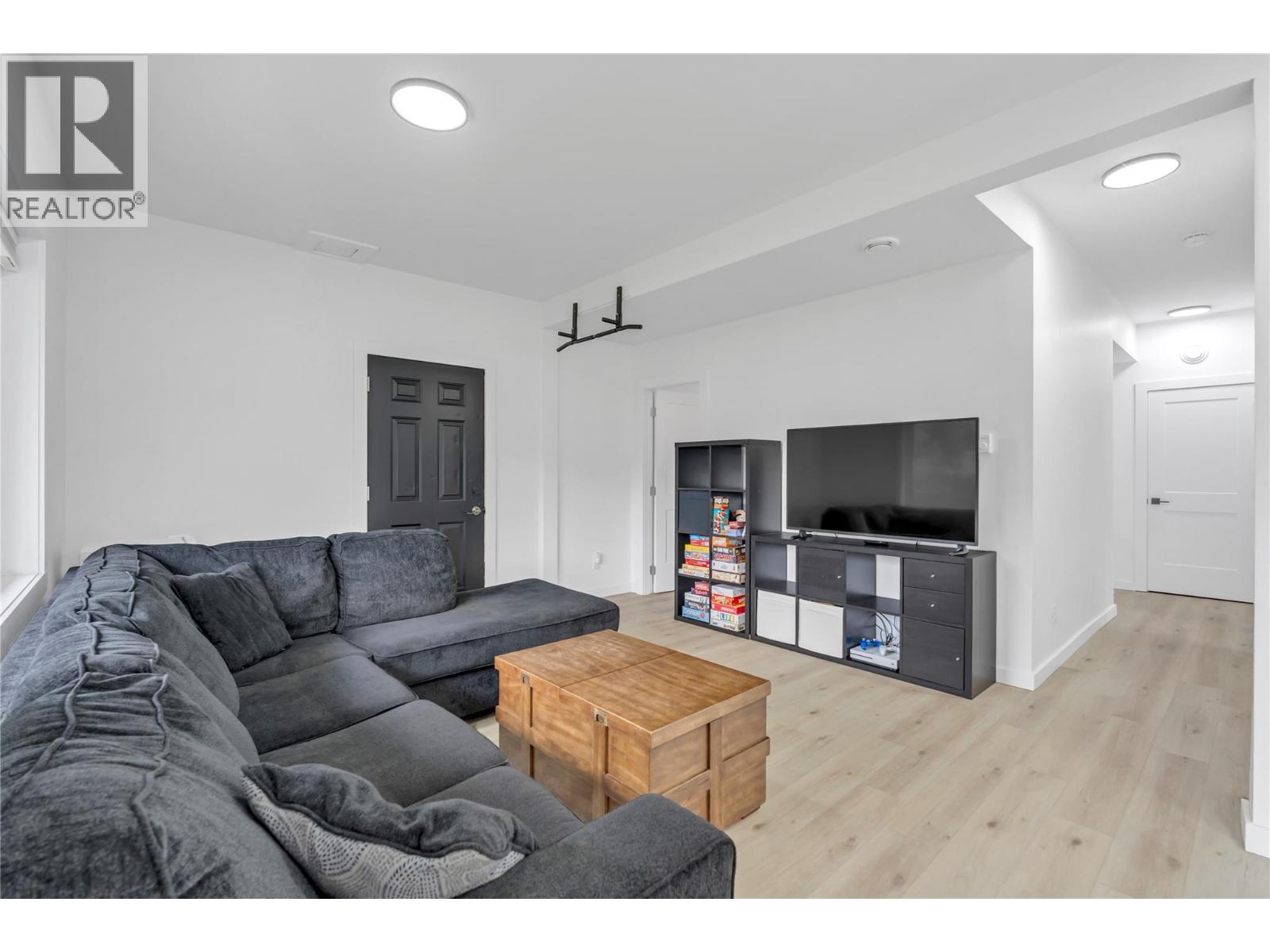 285 Westview Road, Kaleden, British Columbia  V0H 1K0 - Photo 23 - 10364706