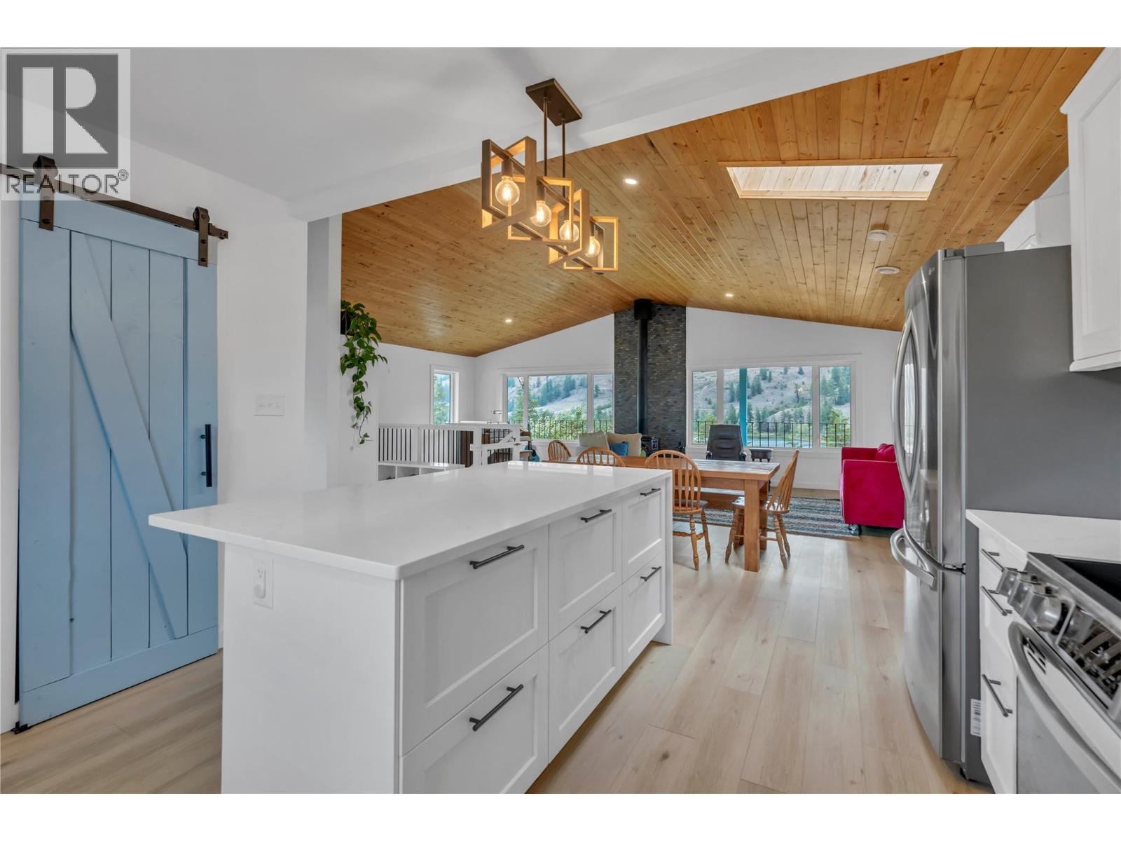 285 Westview Road, Kaleden, British Columbia  V0H 1K0 - Photo 7 - 10364706