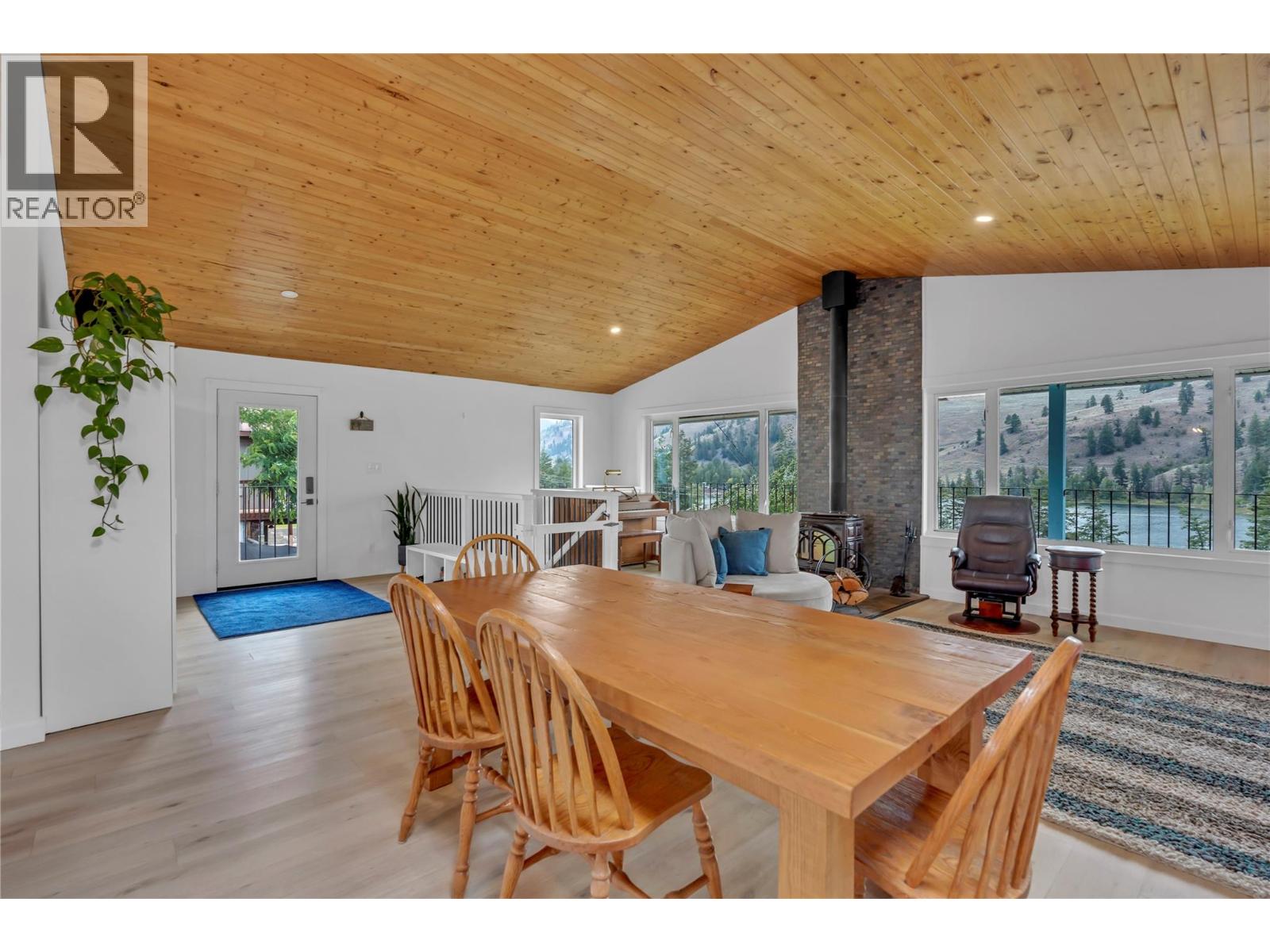 285 Westview Road, Kaleden, British Columbia  V0H 1K0 - Photo 9 - 10364706