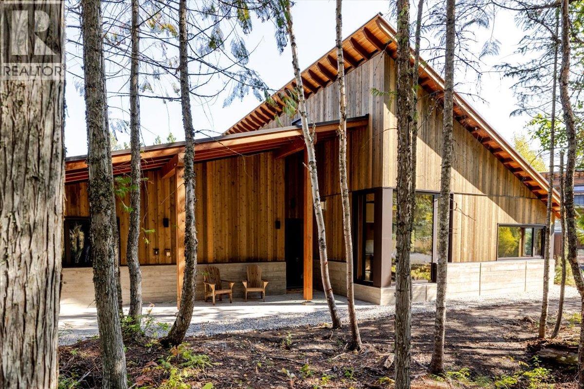 5538 Currie Bowl Way, Fernie, British Columbia  V0B 1M6 - Photo 15 - 10364579