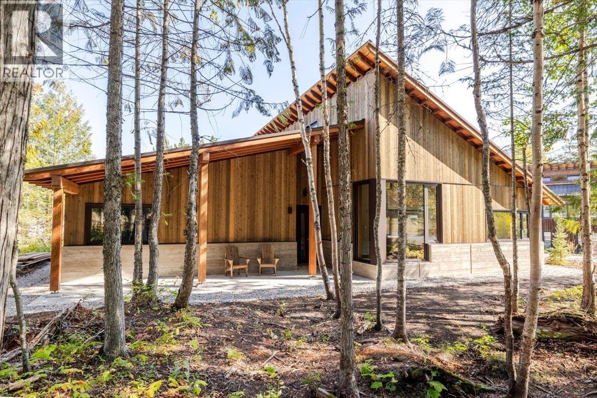 5538 Currie Bowl Way, Fernie, British Columbia  V0B 1M6 - Photo 18 - 10364579