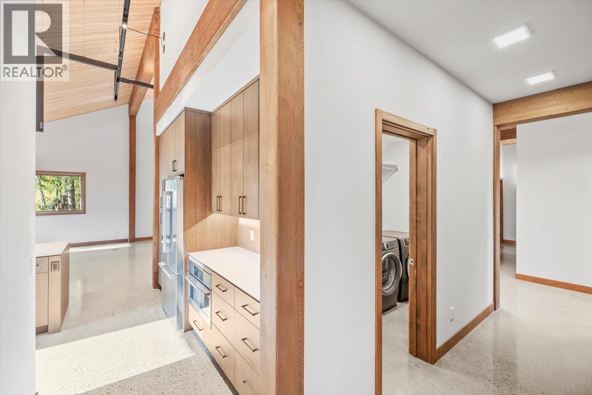 5538 Currie Bowl Way, Fernie, British Columbia  V0B 1M6 - Photo 40 - 10364579