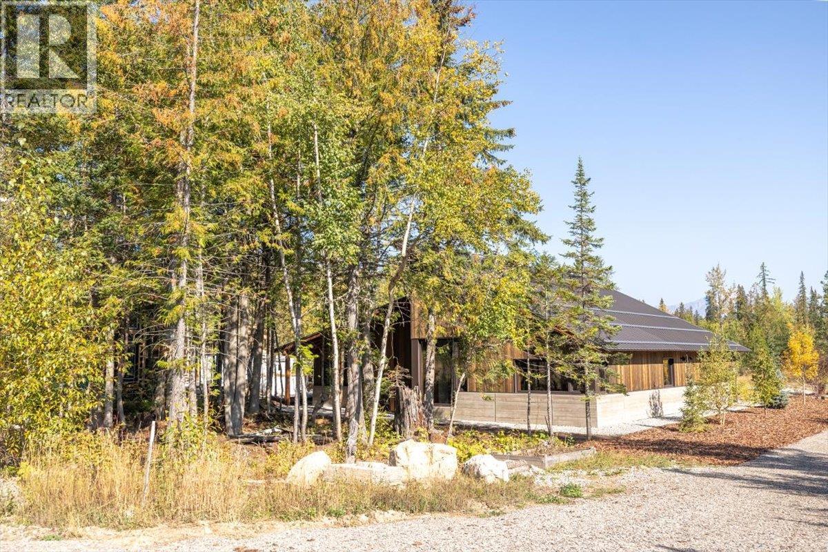 5538 Currie Bowl Way, Fernie, British Columbia  V0B 1M6 - Photo 92 - 10364579