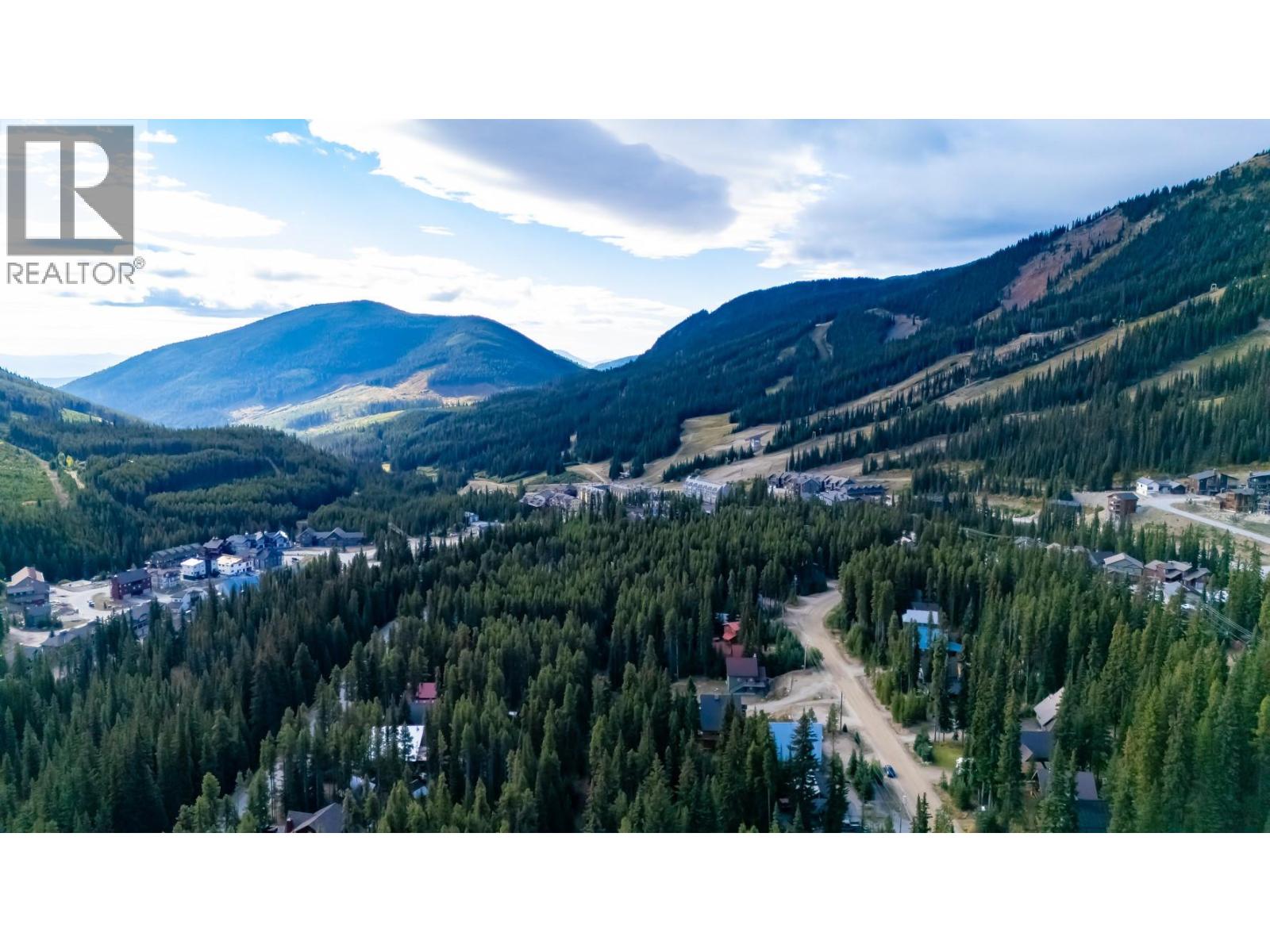 137 Whitetail Road Unit# 1, Apex Mountain, British Columbia  V0X 1K0 - Photo 32 - 10364716