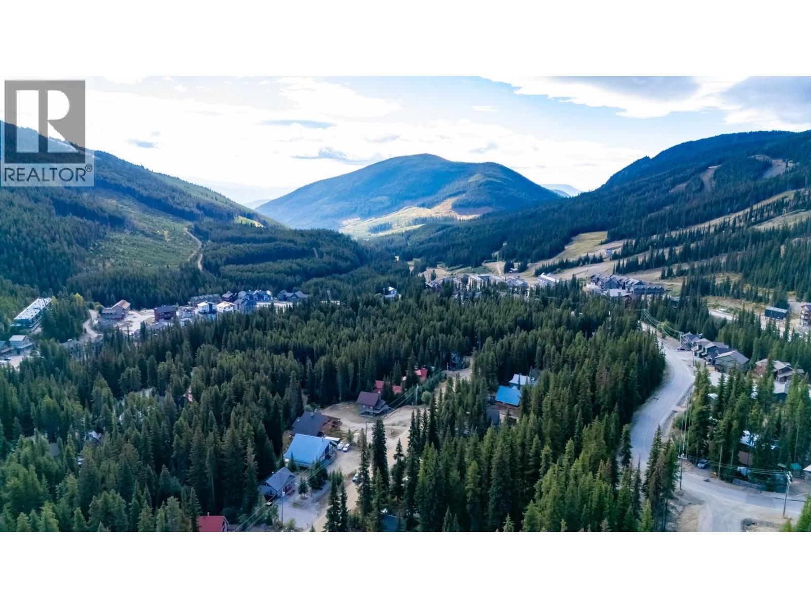 137 Whitetail Road Unit# 1, Apex Mountain, British Columbia  V0X 1K0 - Photo 33 - 10364716