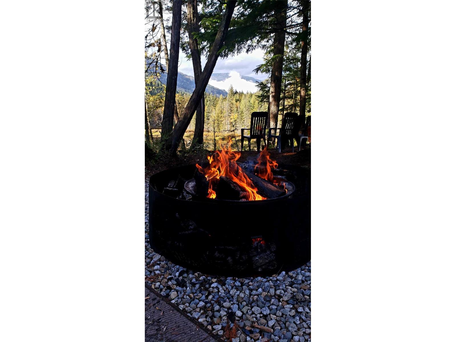 3499 Luoma Road Lot# 189, Malakwa, British Columbia  V0E 2J0 - Photo 14 - 10364703