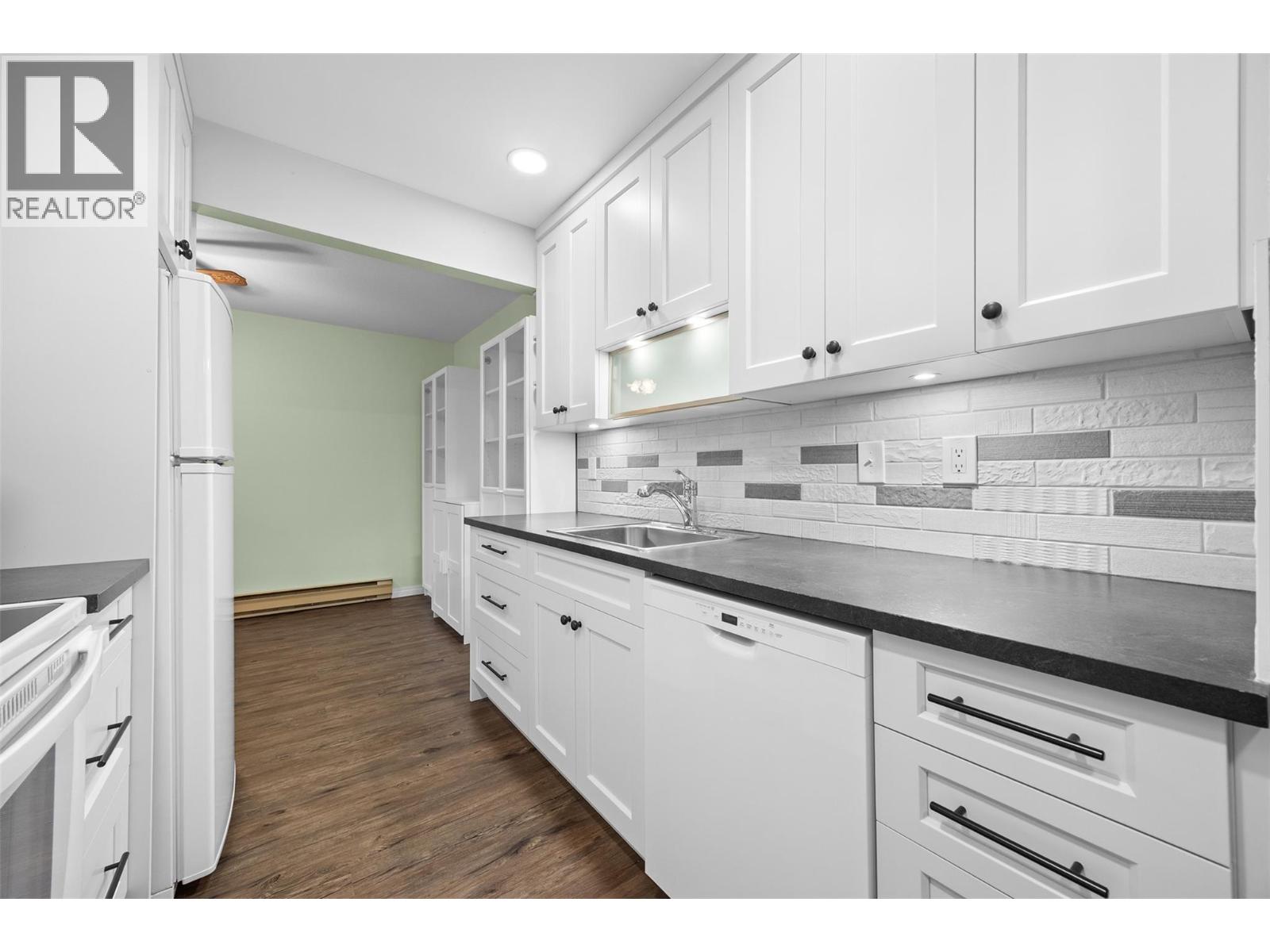 575 Sutherland Avenue Unit# 310, Kelowna, British Columbia  V1Y 8V1 - Photo 6 - 10364514