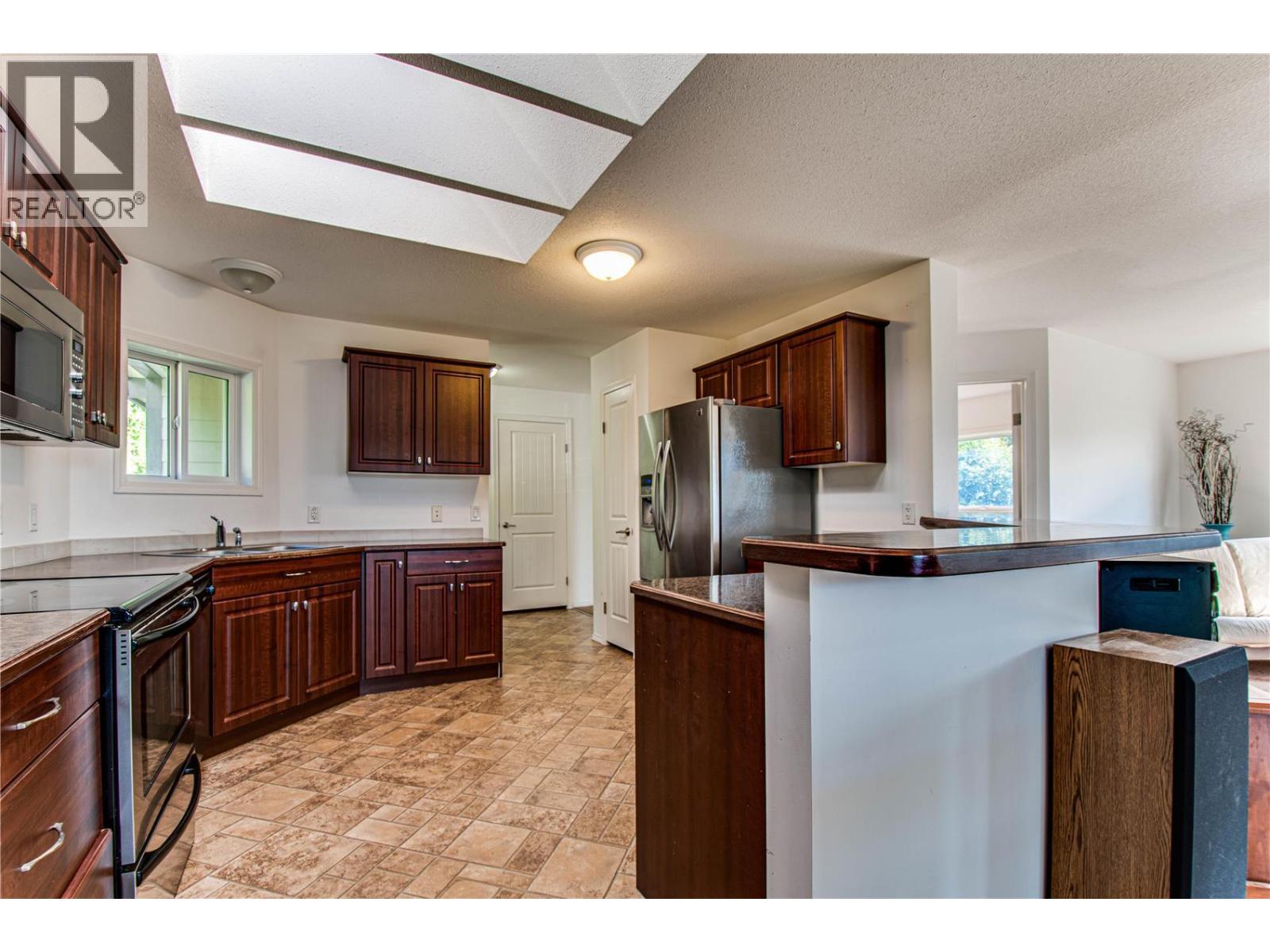 31 Violet Road, Grindrod, British Columbia  V0E 1Y0 - Photo 13 - 10364704