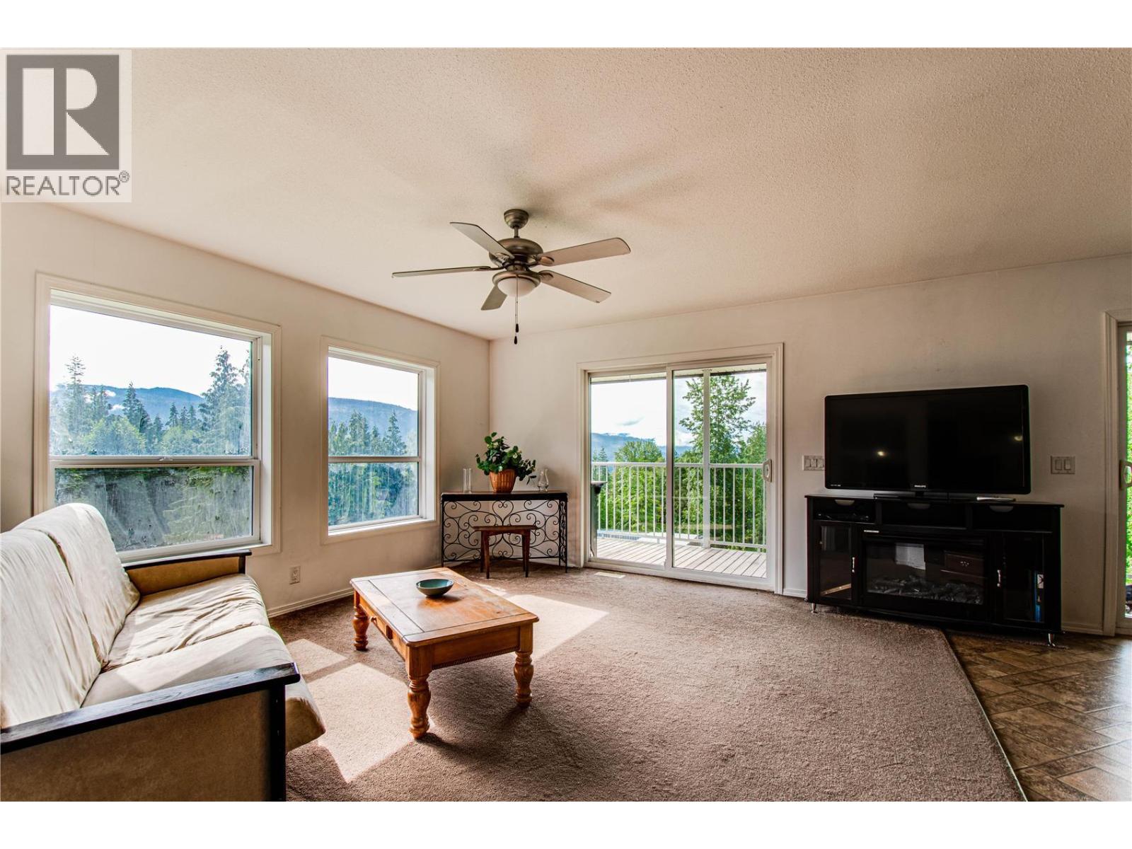 31 Violet Road, Grindrod, British Columbia  V0E 1Y0 - Photo 17 - 10364704